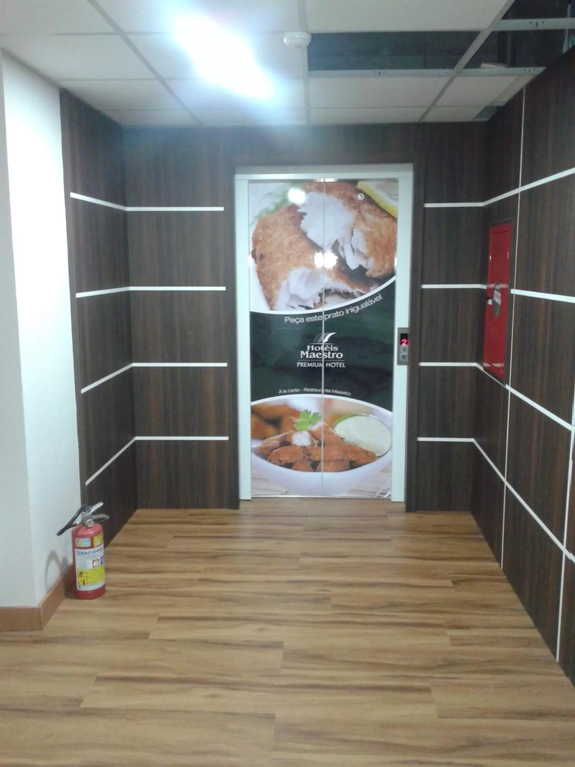 Bathroom in Hotel Maestro Villa Do Lago Toledo