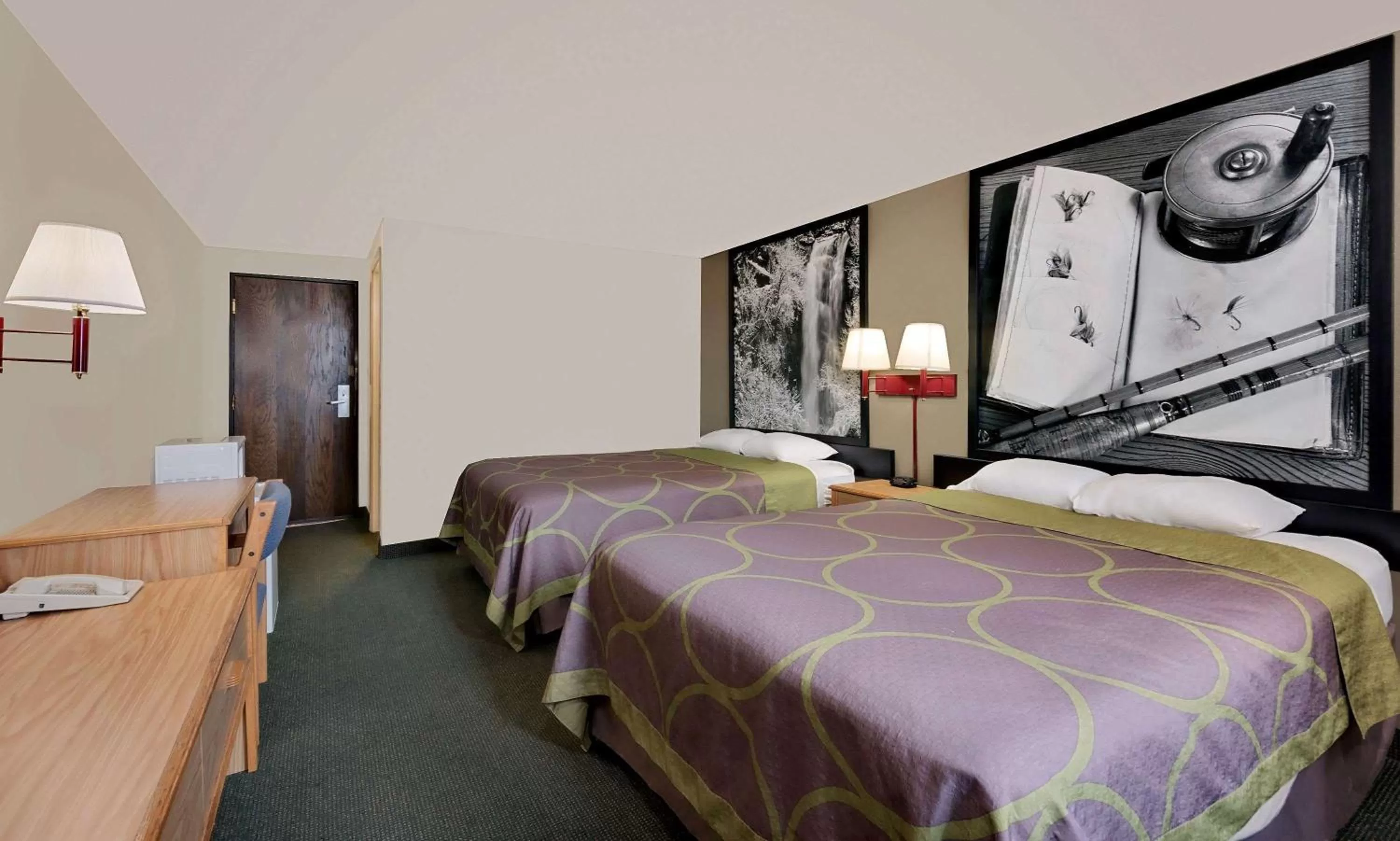 Photo of the whole room in Super 8 by Wyndham Spearfish