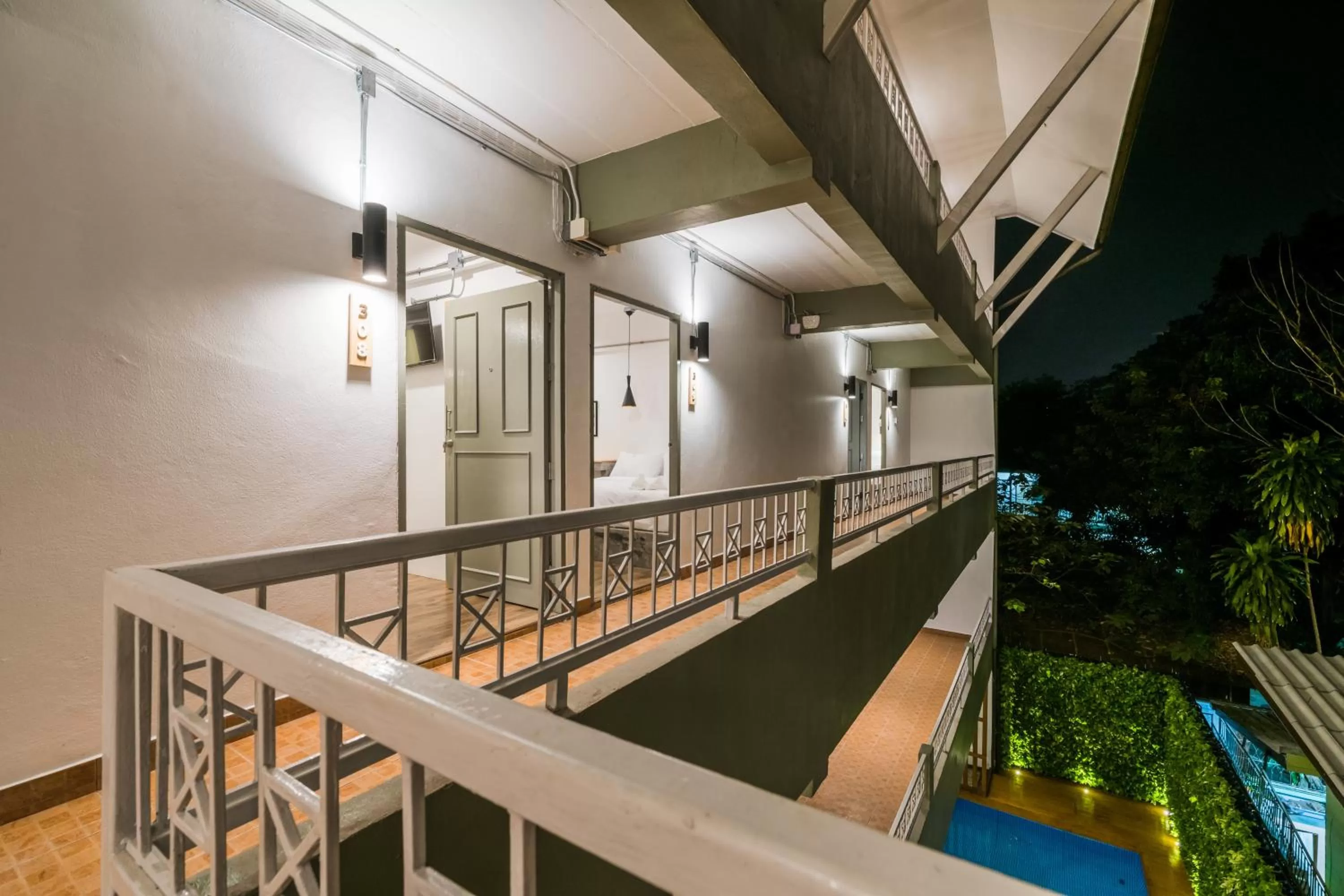 Your Space Hotel Prasingh