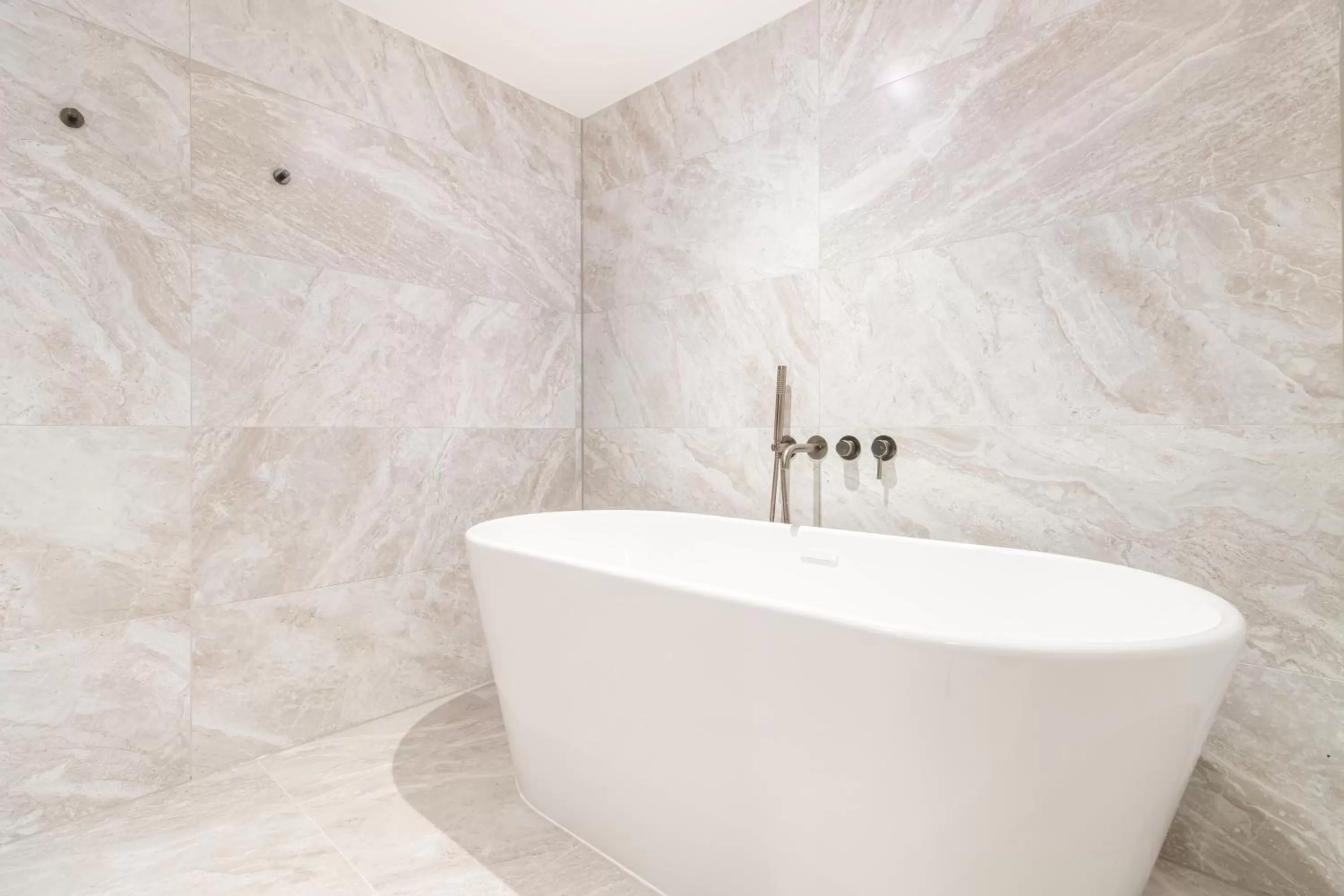 Bathroom in Velvet Hotel Manchester, WorldHotels Crafted