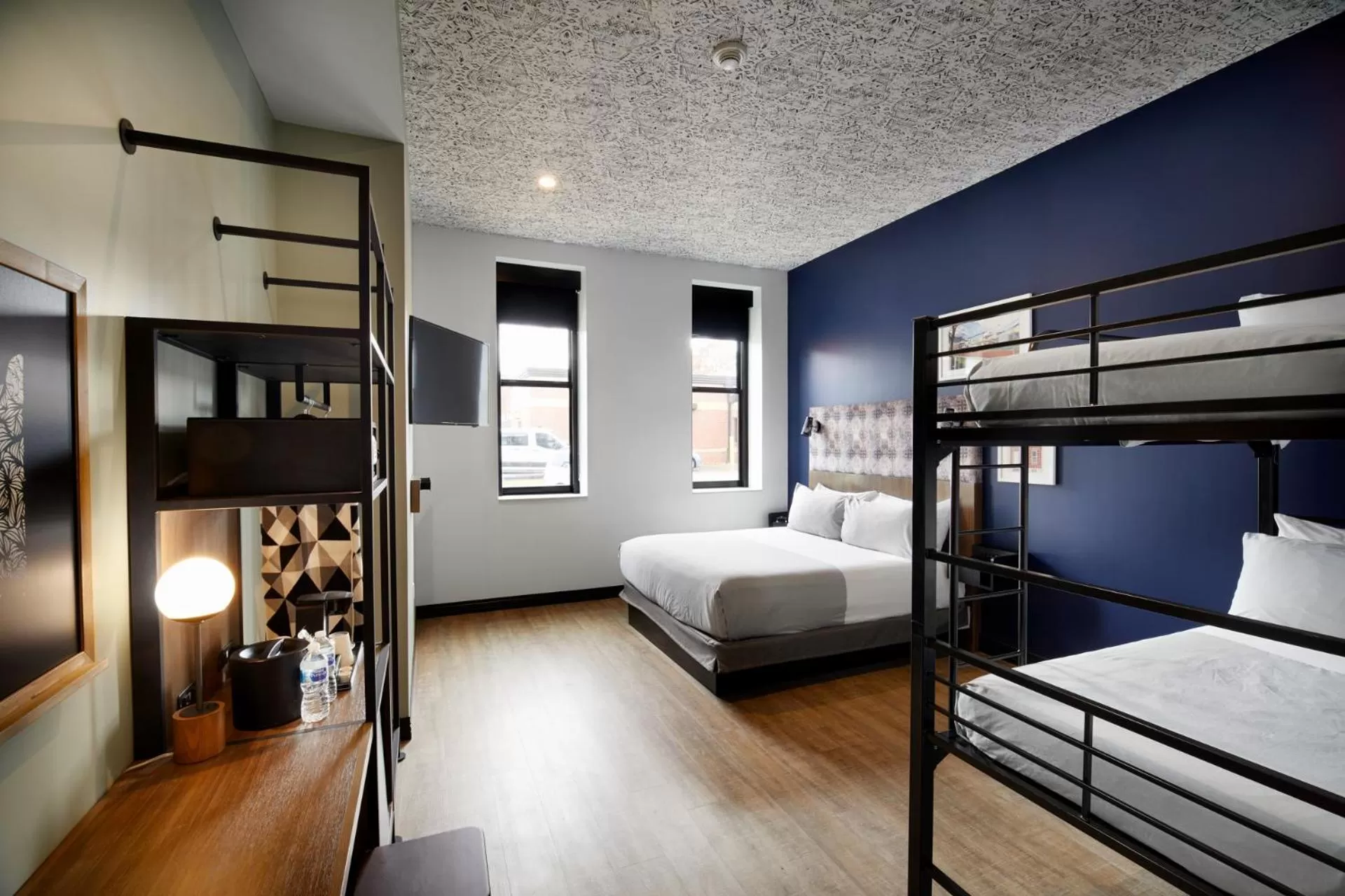 Bed in TRYP by Wyndham Pittsburgh/Lawrenceville