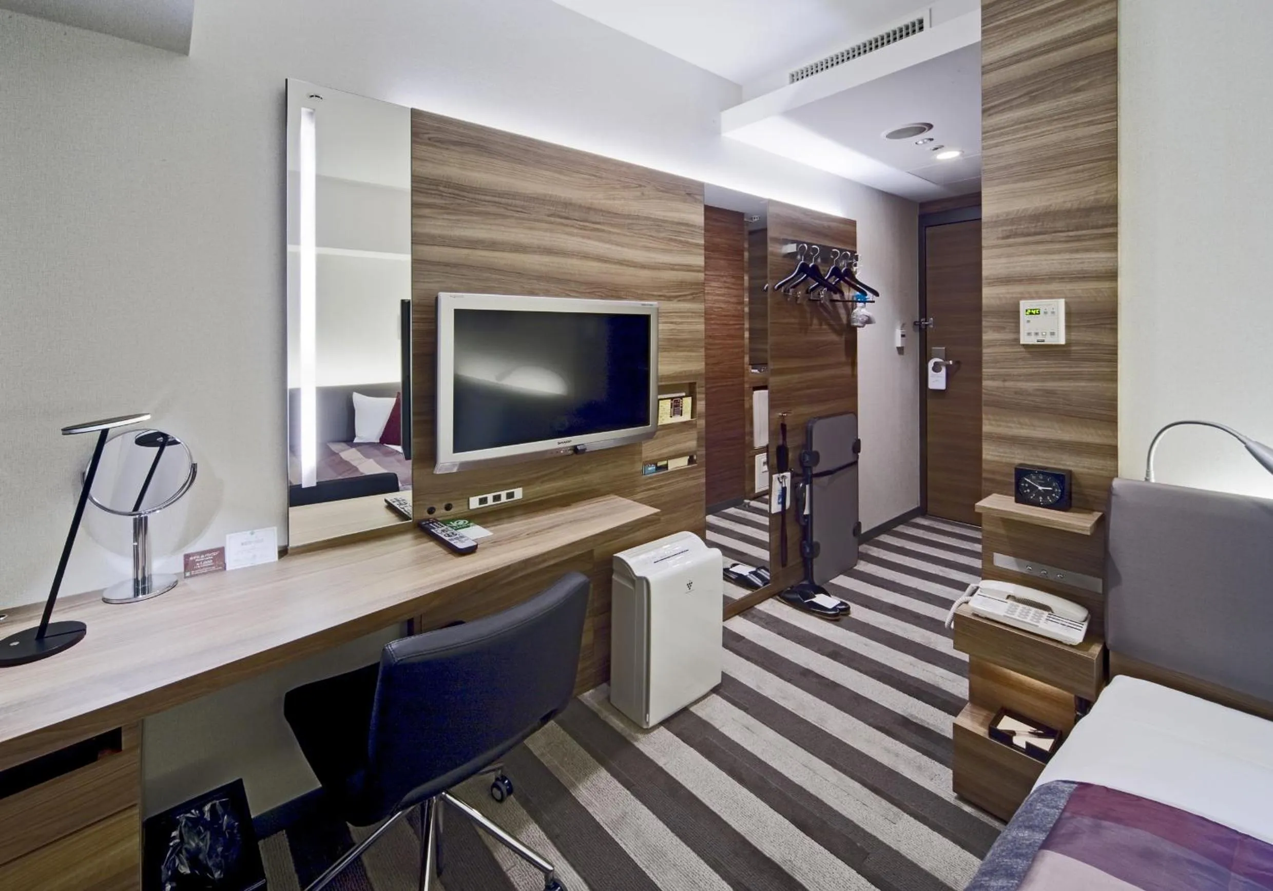 Other, Bed in Tokyo Green Palace