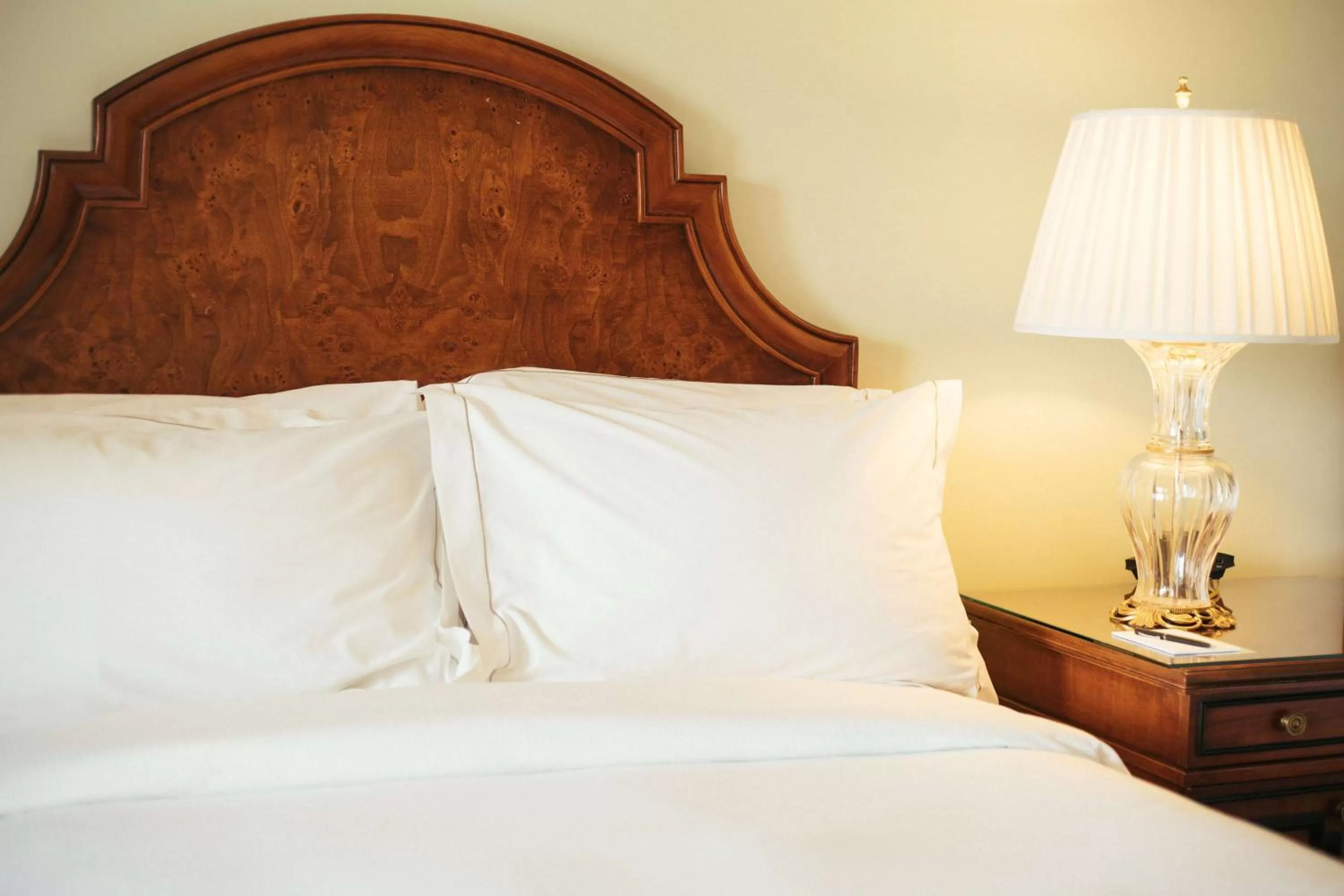 King Suite - Disability Access in Hilton Lake Las Vegas Resort & Spa