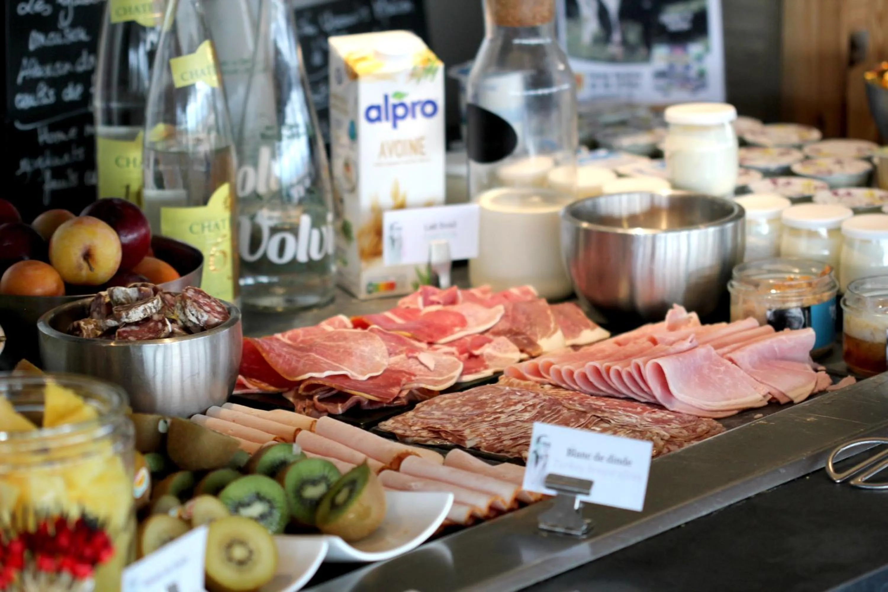 Breakfast in Hotel Litteraire Alexandre Vialatte, BW Signature Collection