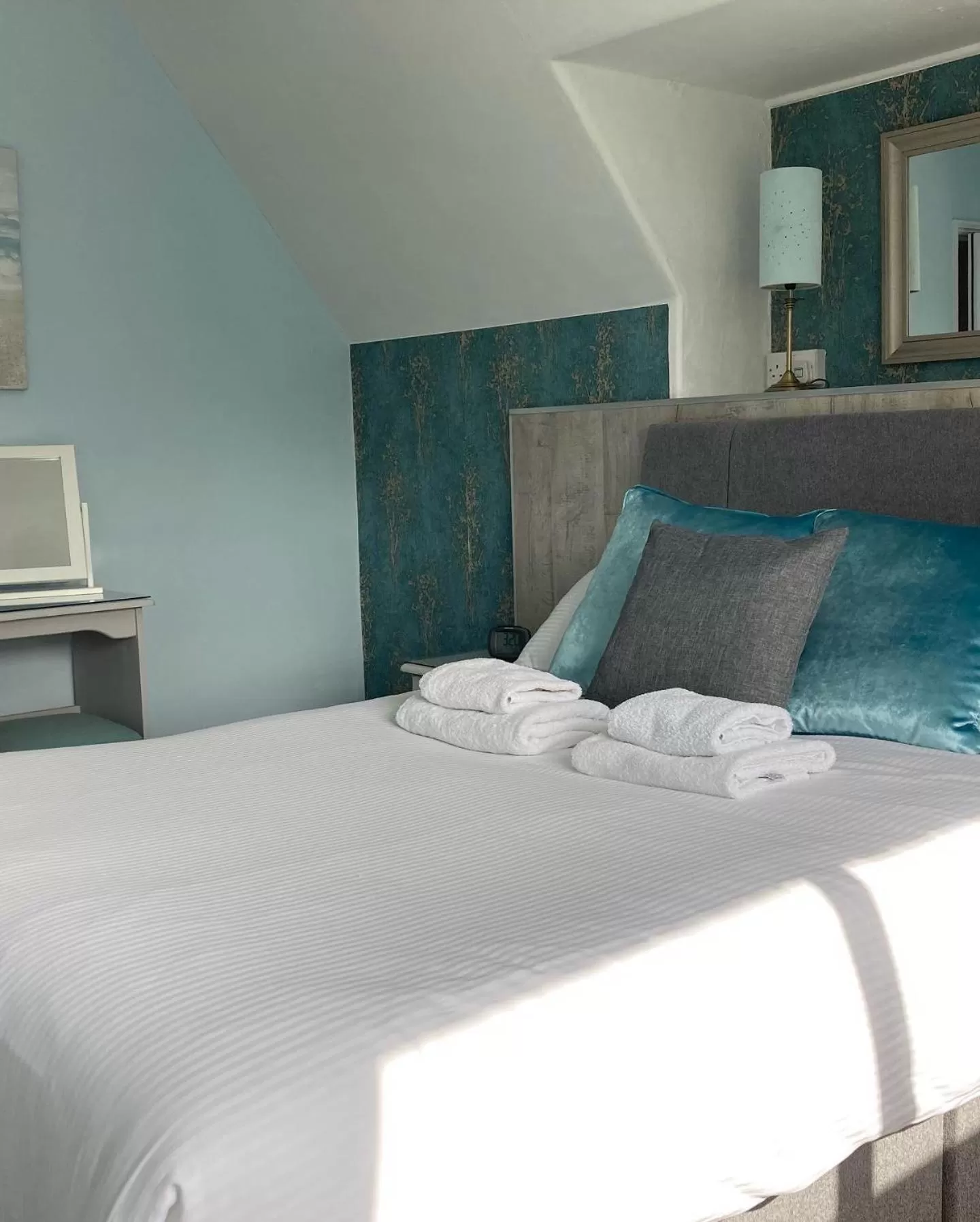 Bed in The Wentworth Guest House