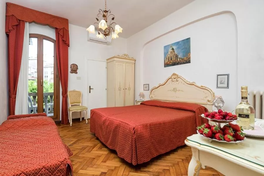 Bed in Villa Albertina