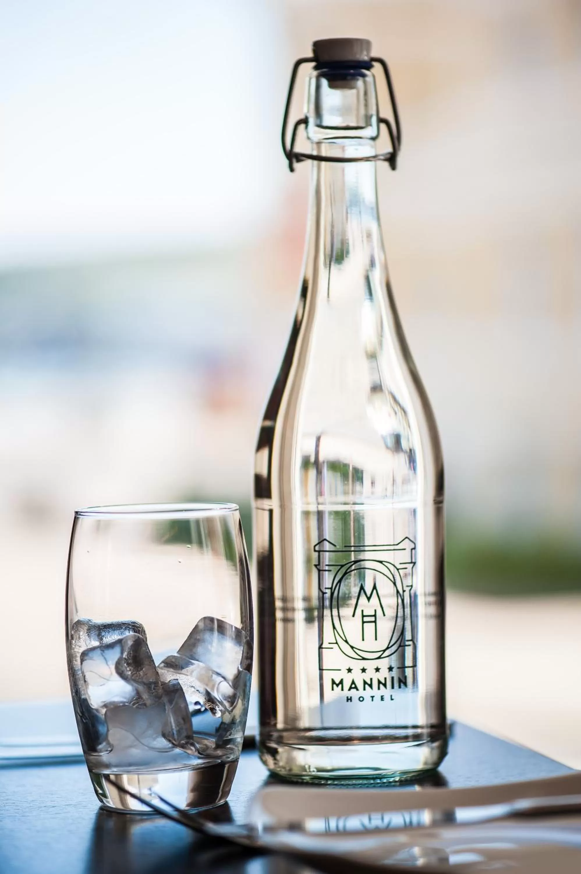 Drinks in Mannin Hotel