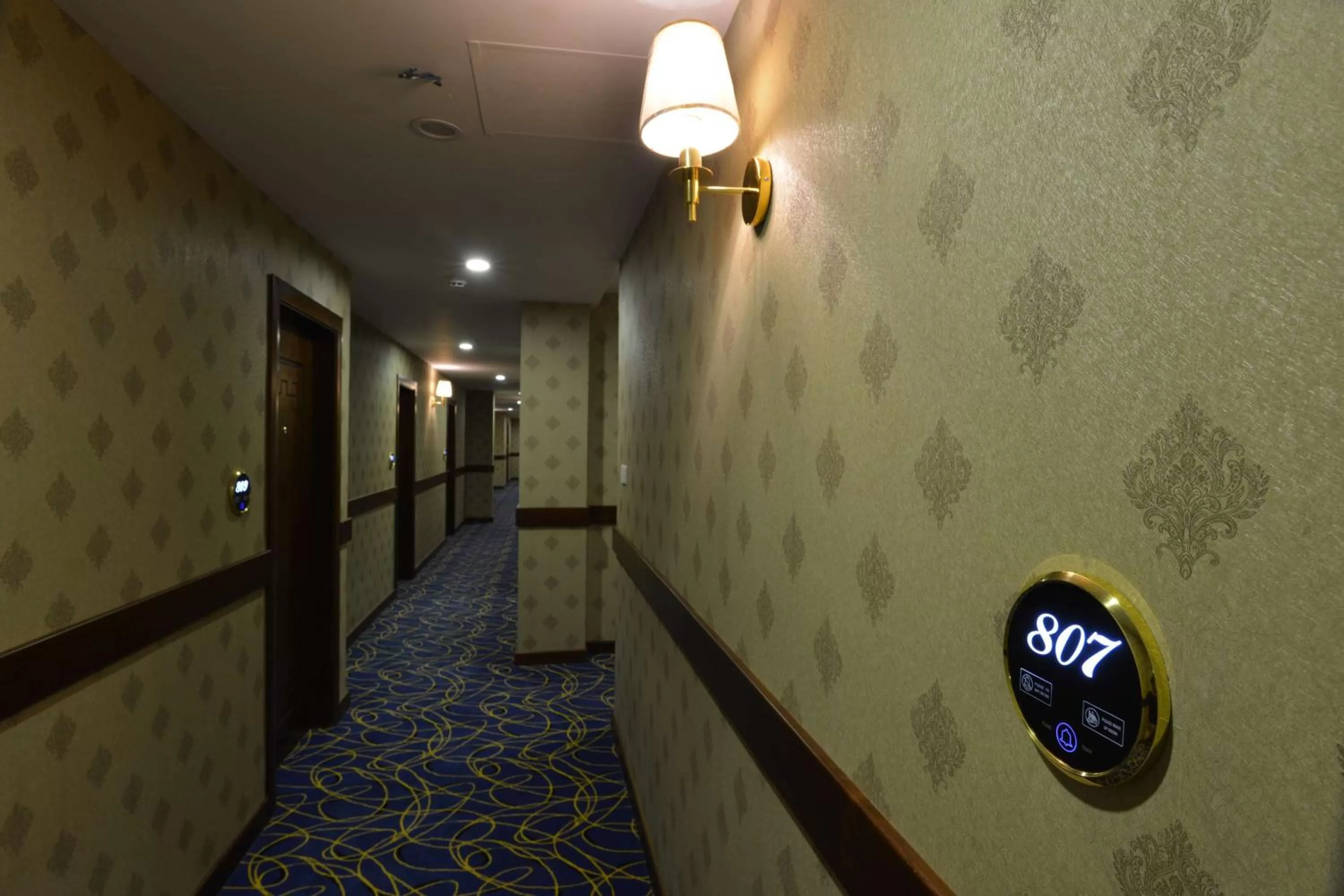 Property building in Best Western Chinatown Hotel