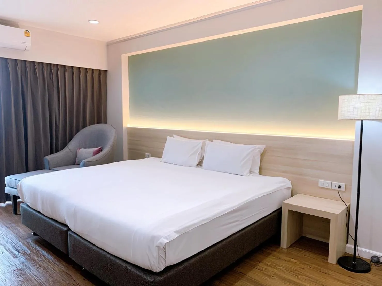 Bed in Miloft Sathorn Hotel - SHA Plus Certified