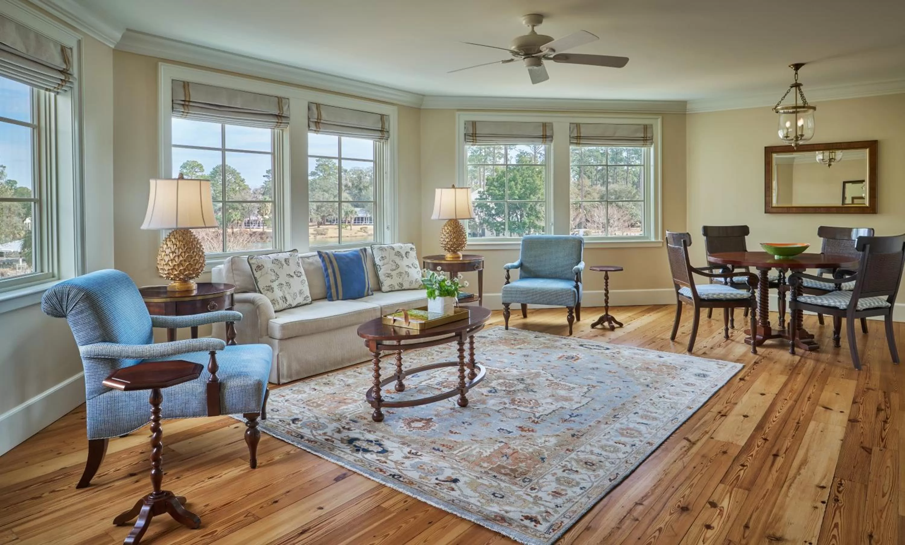 Seating area in Montage Palmetto Bluff