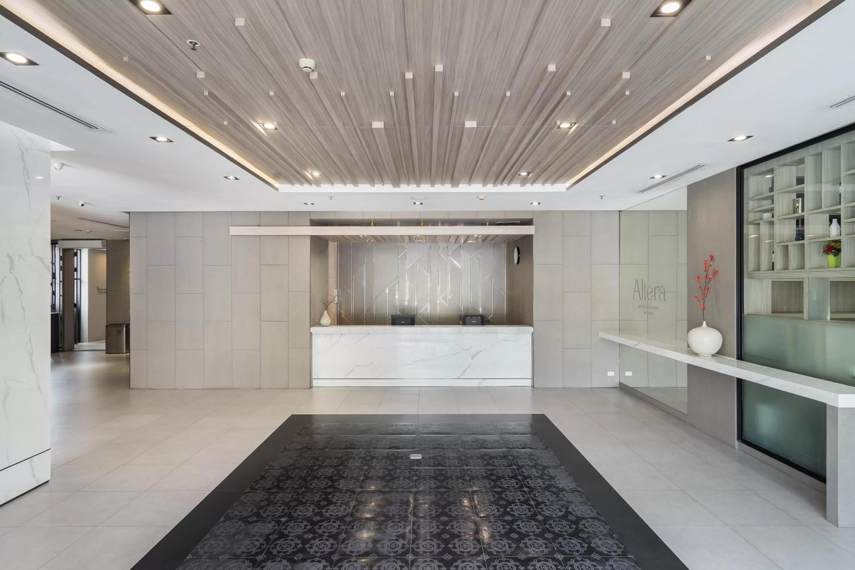 Altera Hotel and Residence by At Mind