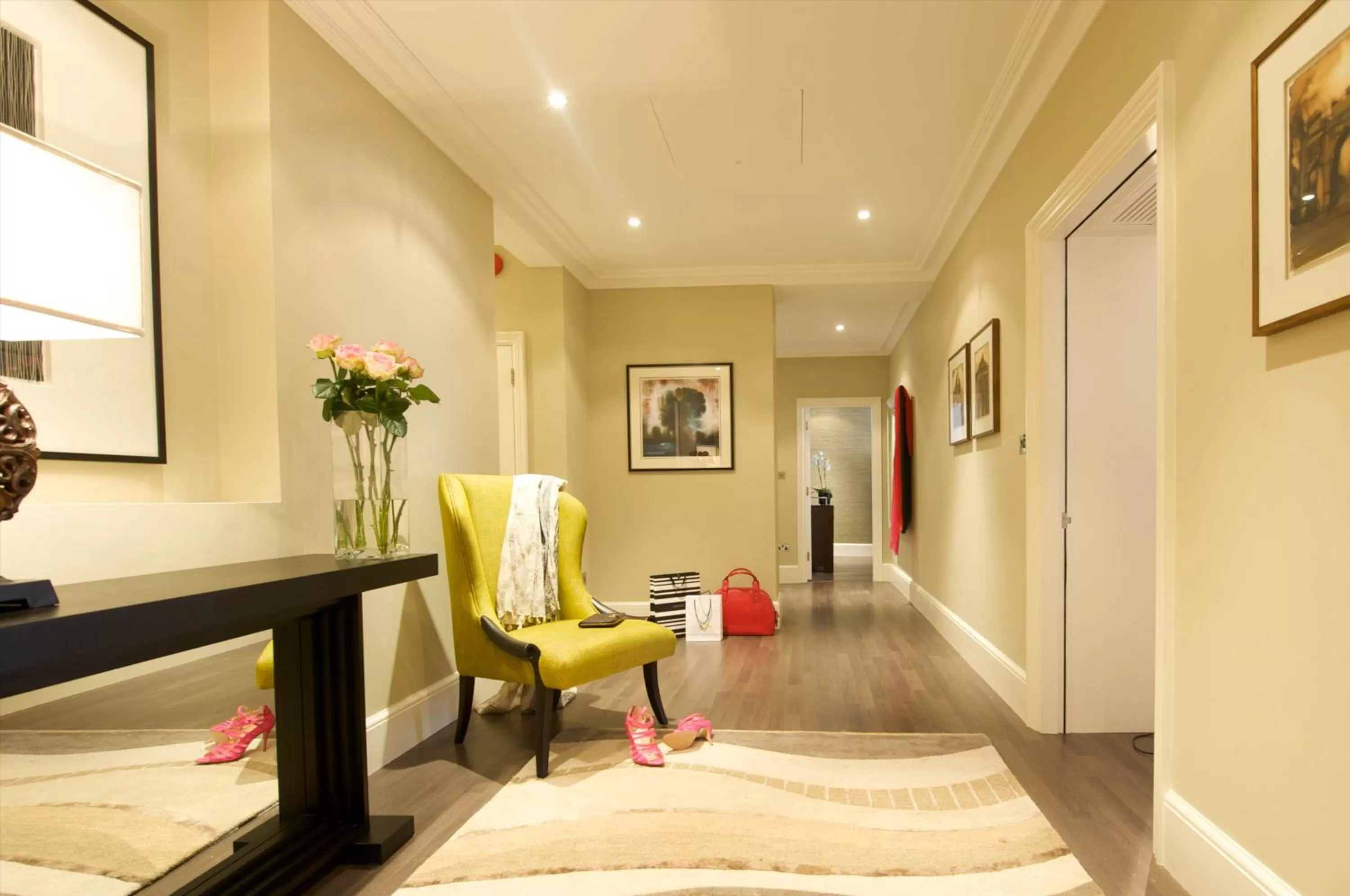 Area and facilities in Taj 51 Buckingham Gate Suites and Residences