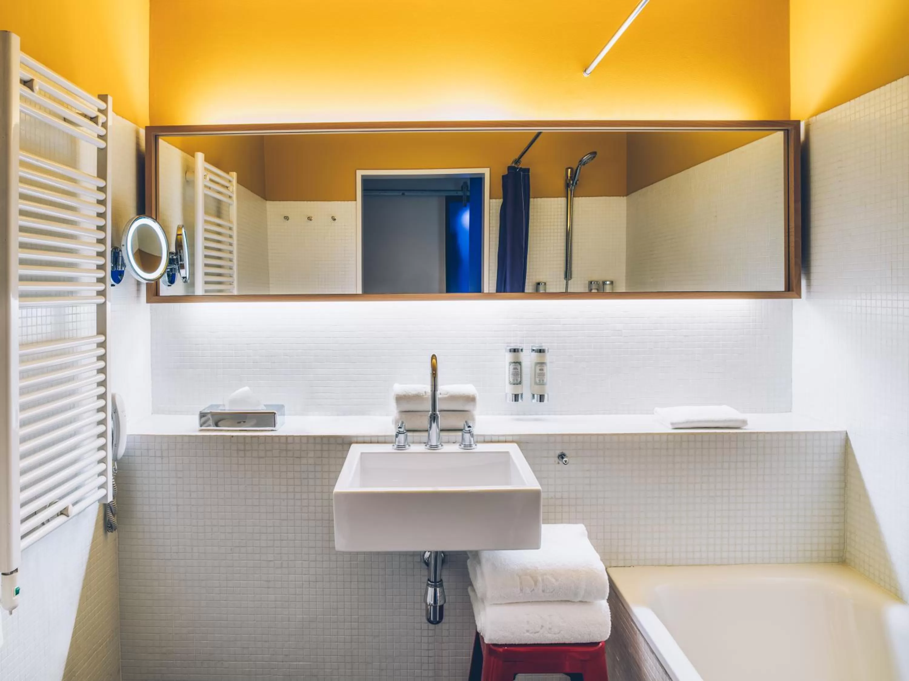 Toilet in Iberostar Las Letras Gran Via