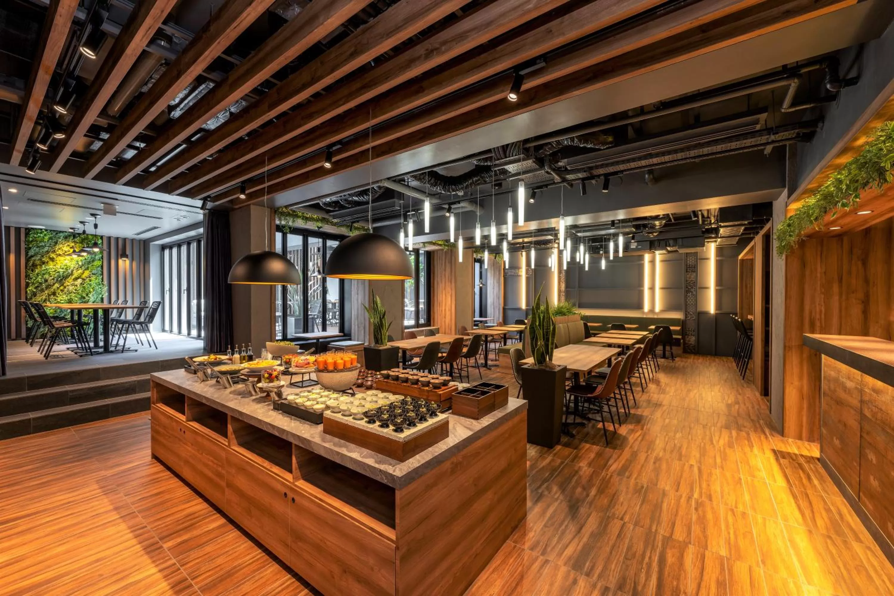 Restaurant/places to eat in HOTEL AMANEK Shinjuku Kabukicho