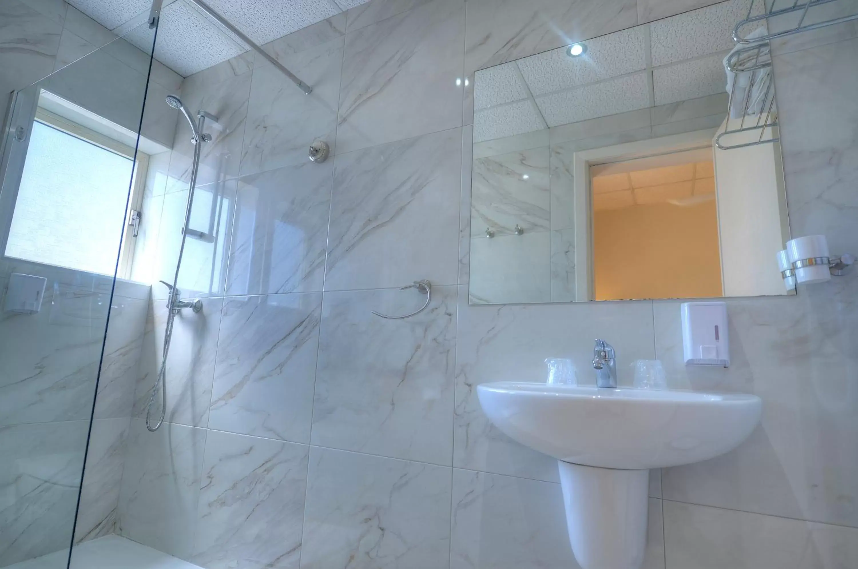 Triple Room with Balcony in Allegro Hotel Triple Room with Balcony in Allegro Hotel