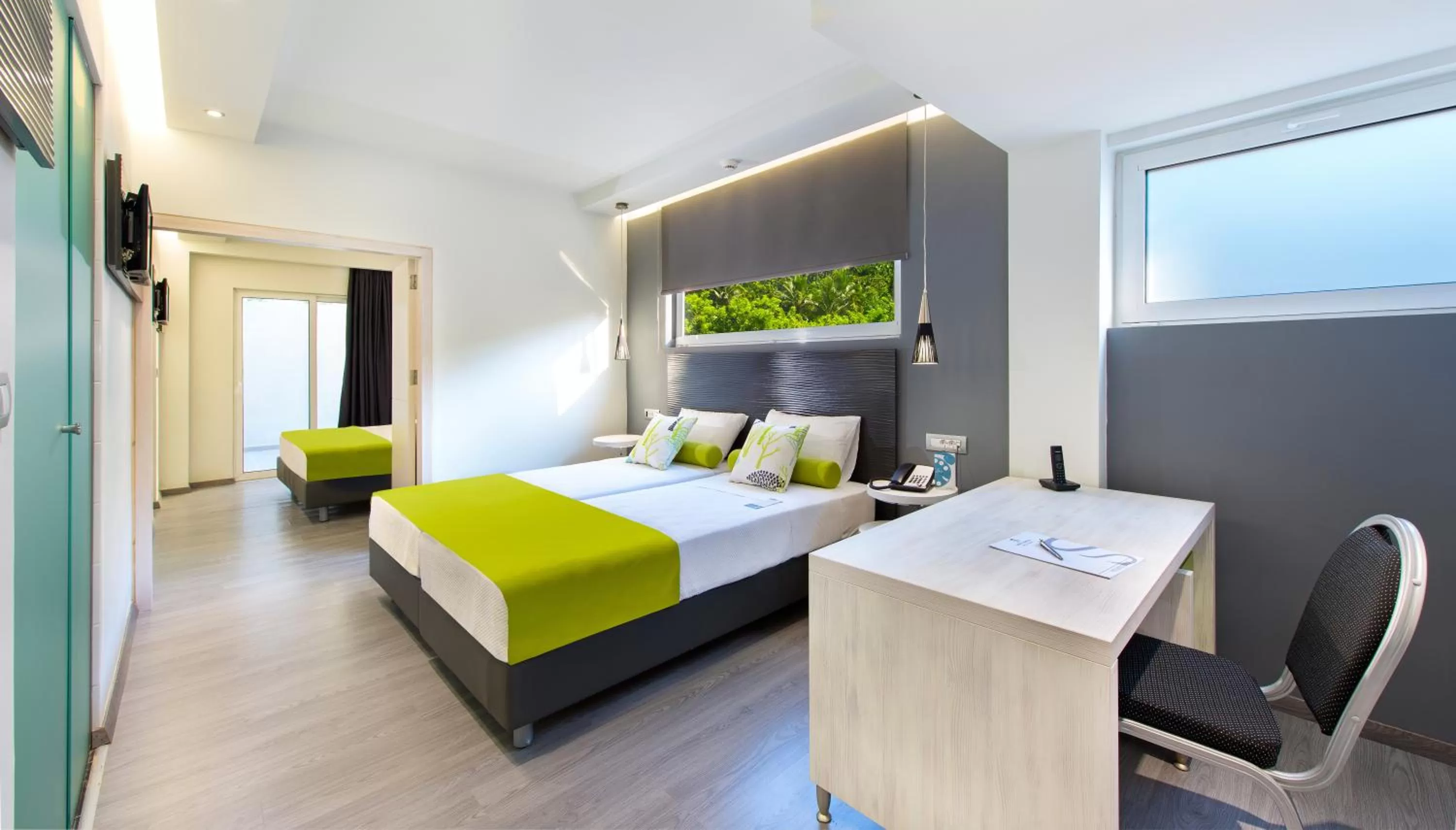 Photo of the whole room, Bed in Semiramis City Hotel