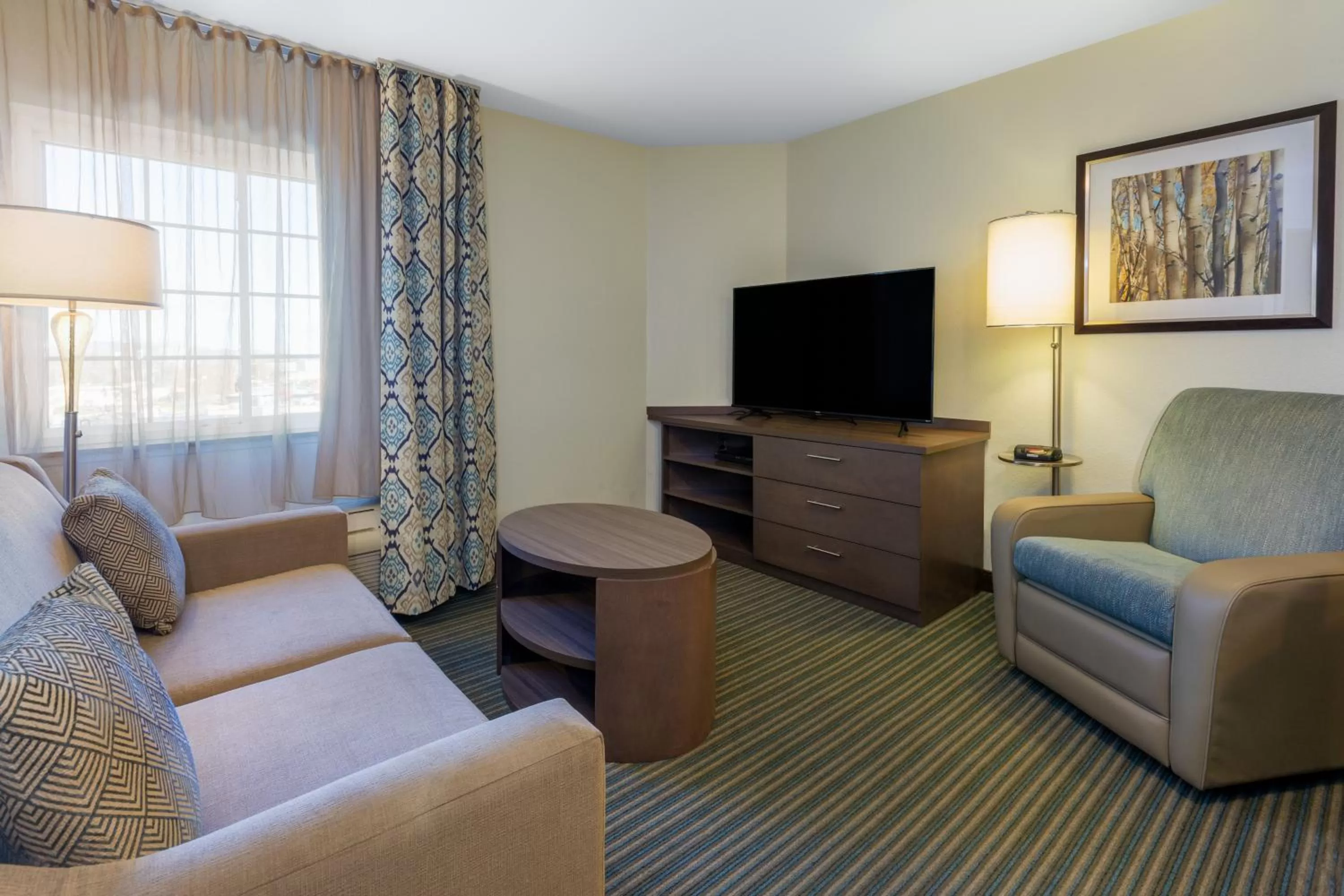 Candlewood Suites-West Springfield by IHG