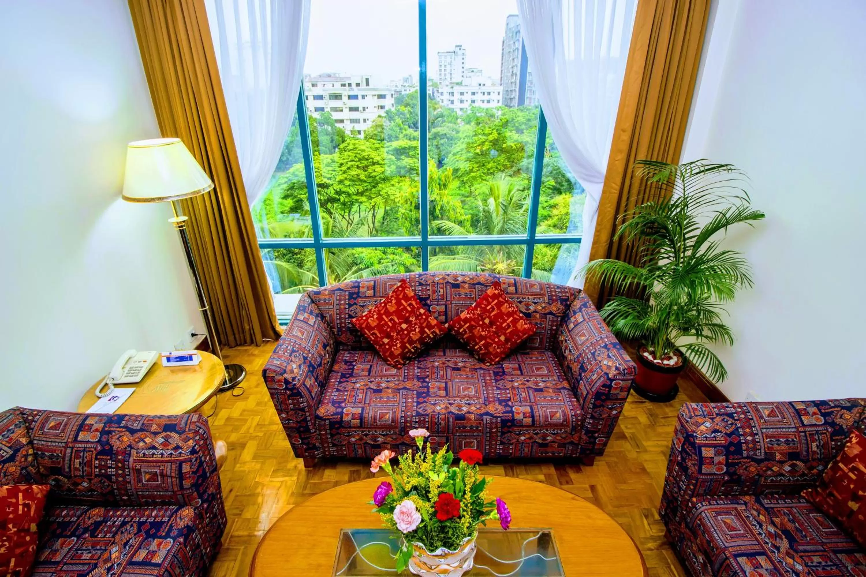 Bedroom in HOTEL LAKE CASTLE - Parkview