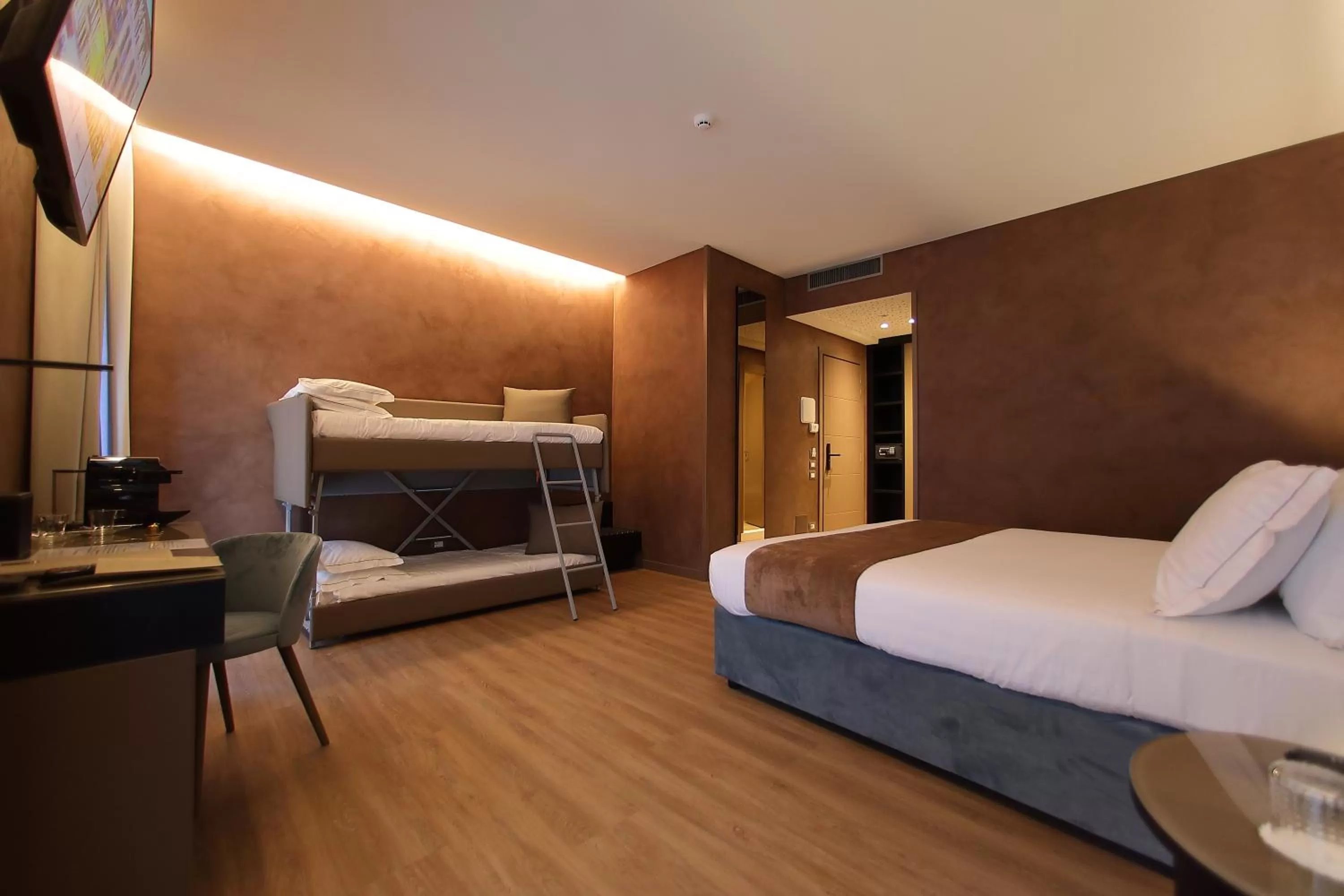 Photo of the whole room, Bed in Hotel Bell'arrivo by Dori