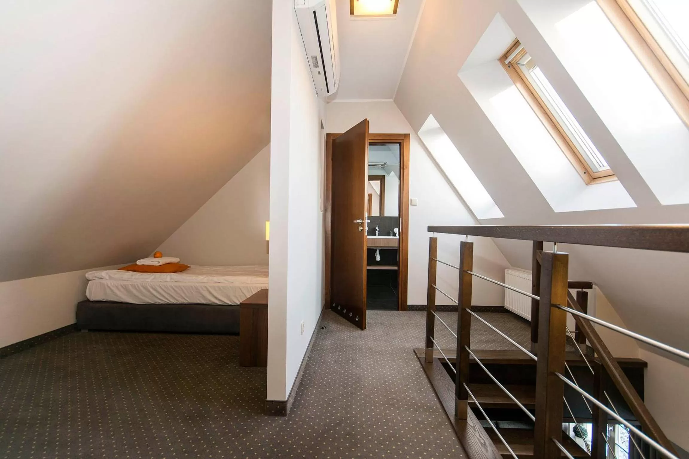 Bathroom, Bed in Apart Neptun