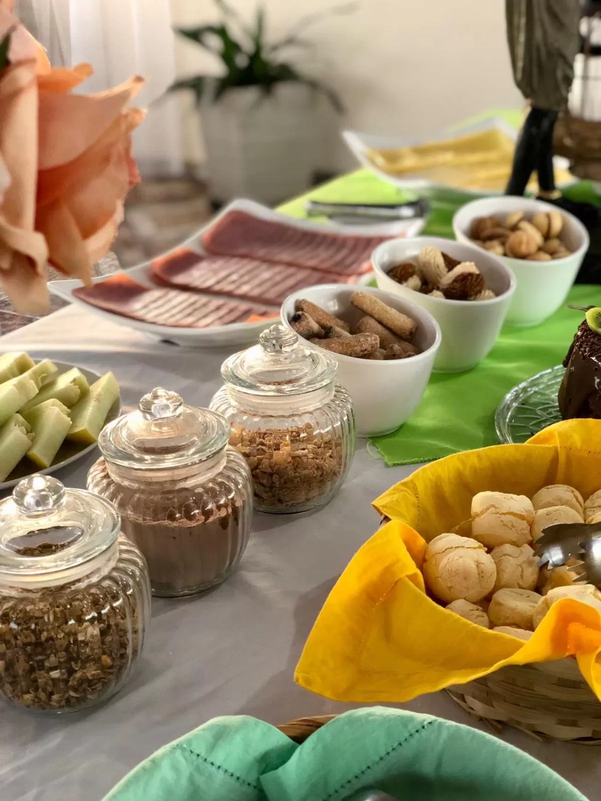 Breakfast in Pousada Cambará Suítes