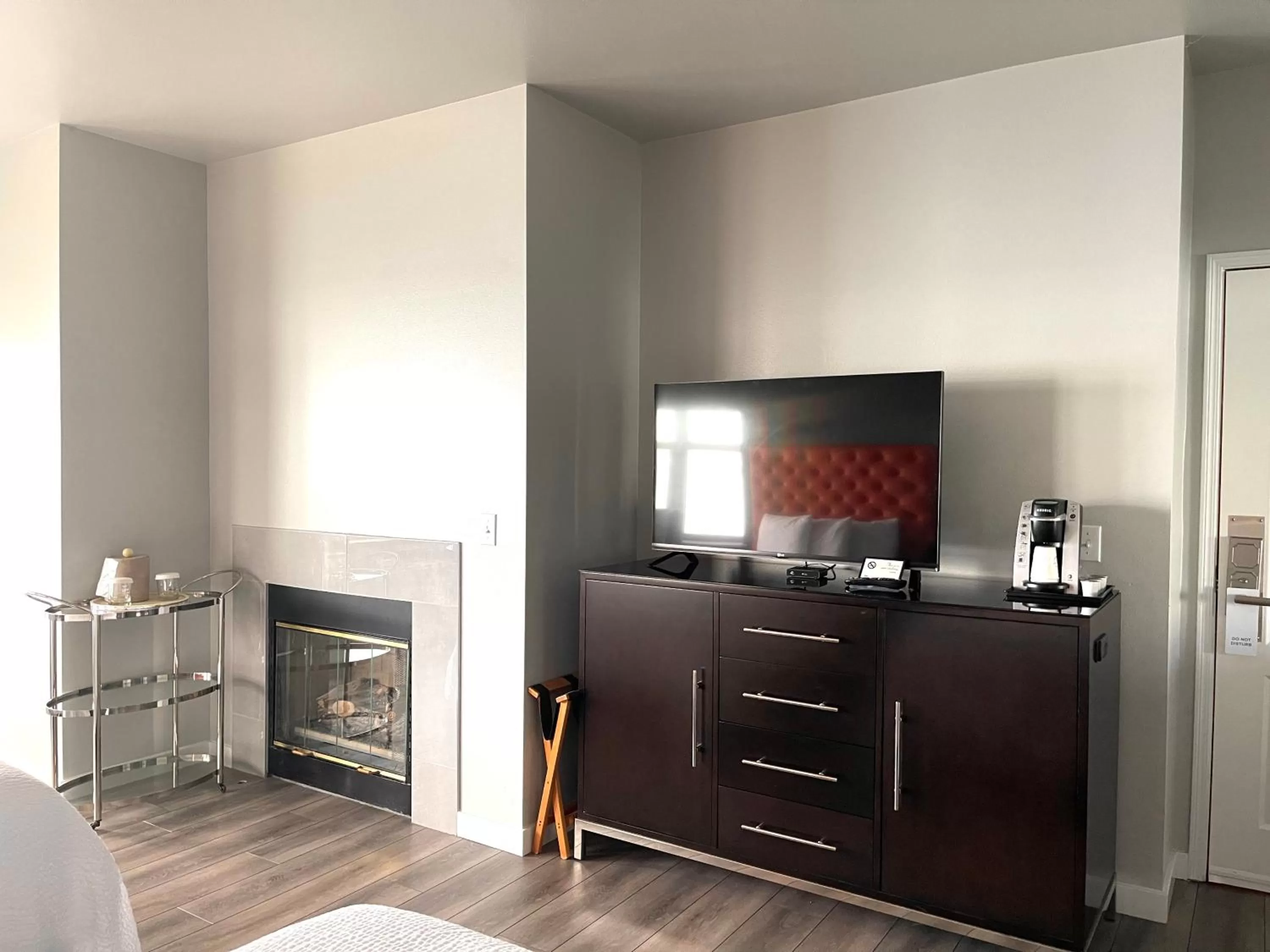 Superior Double Room in Tides Inn & Suites