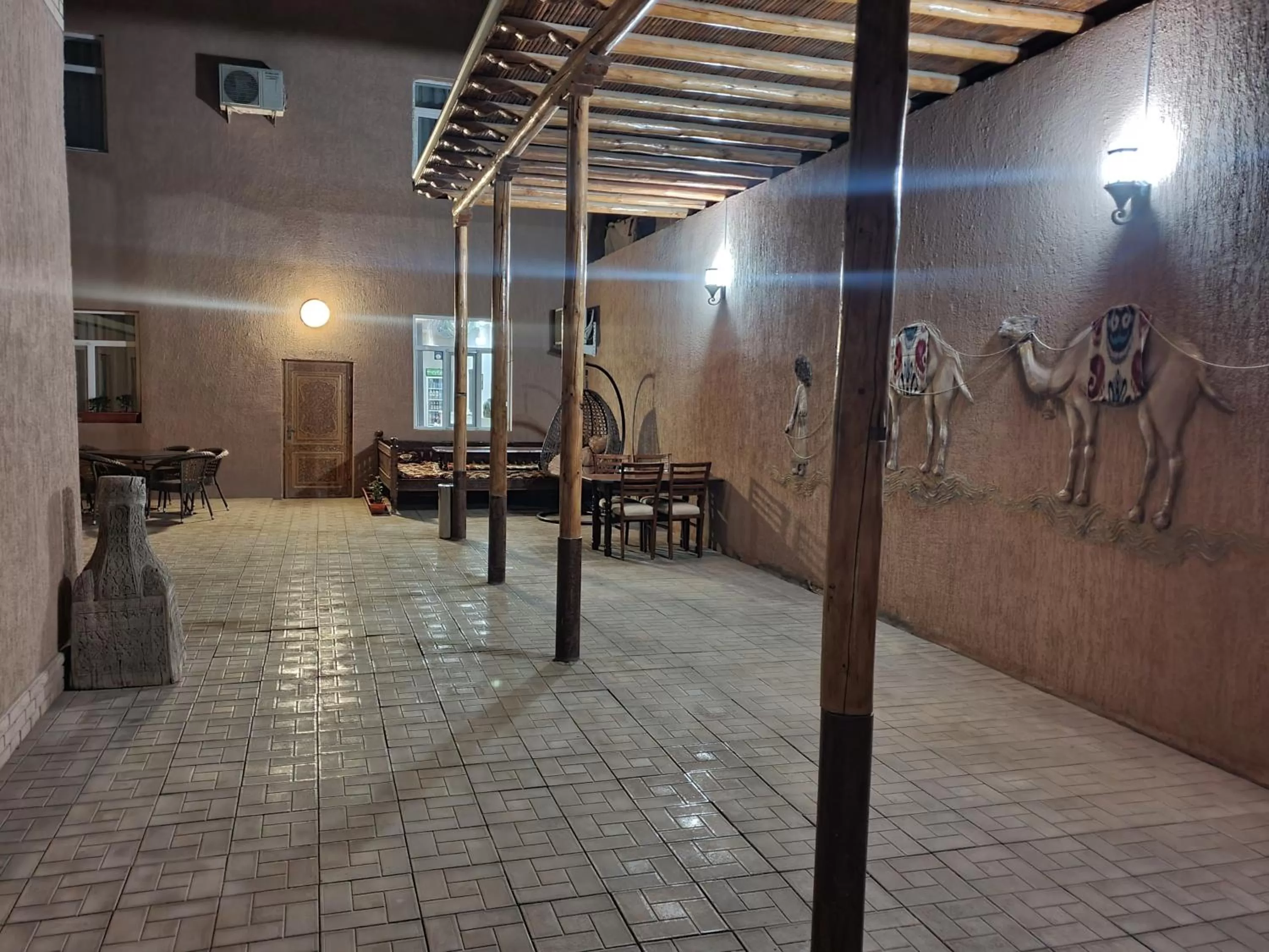 Inner courtyard view in Caravan Hotel