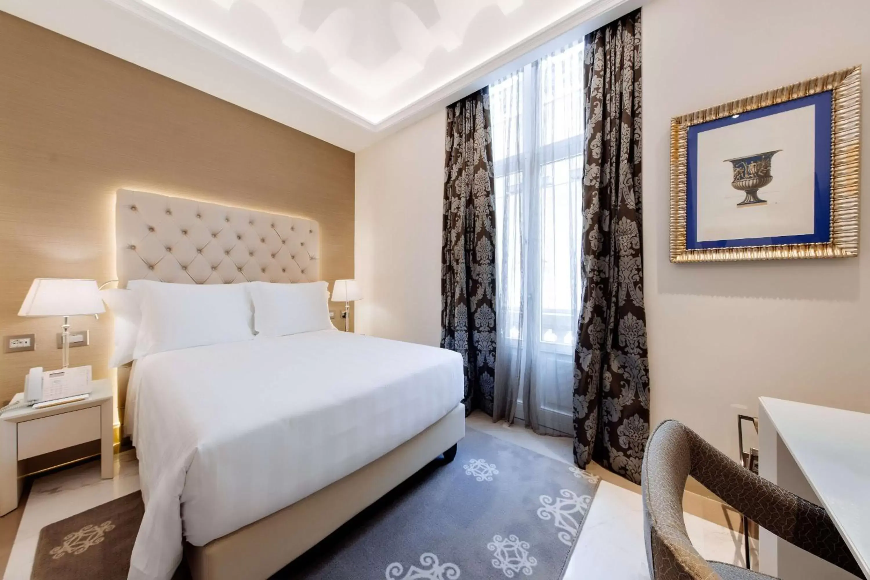 Comfort Room in Aleph Rome Hotel, Curio Collection By Hilton Comfort Room in Aleph Rome Hotel, Curio Collection By Hilton