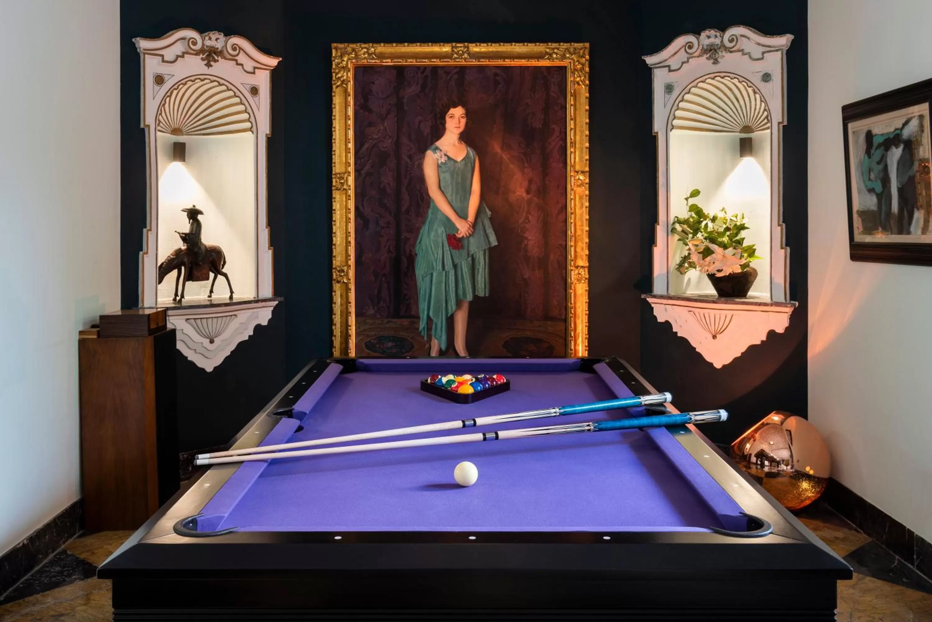 Billiard in Pájaro Rebelde