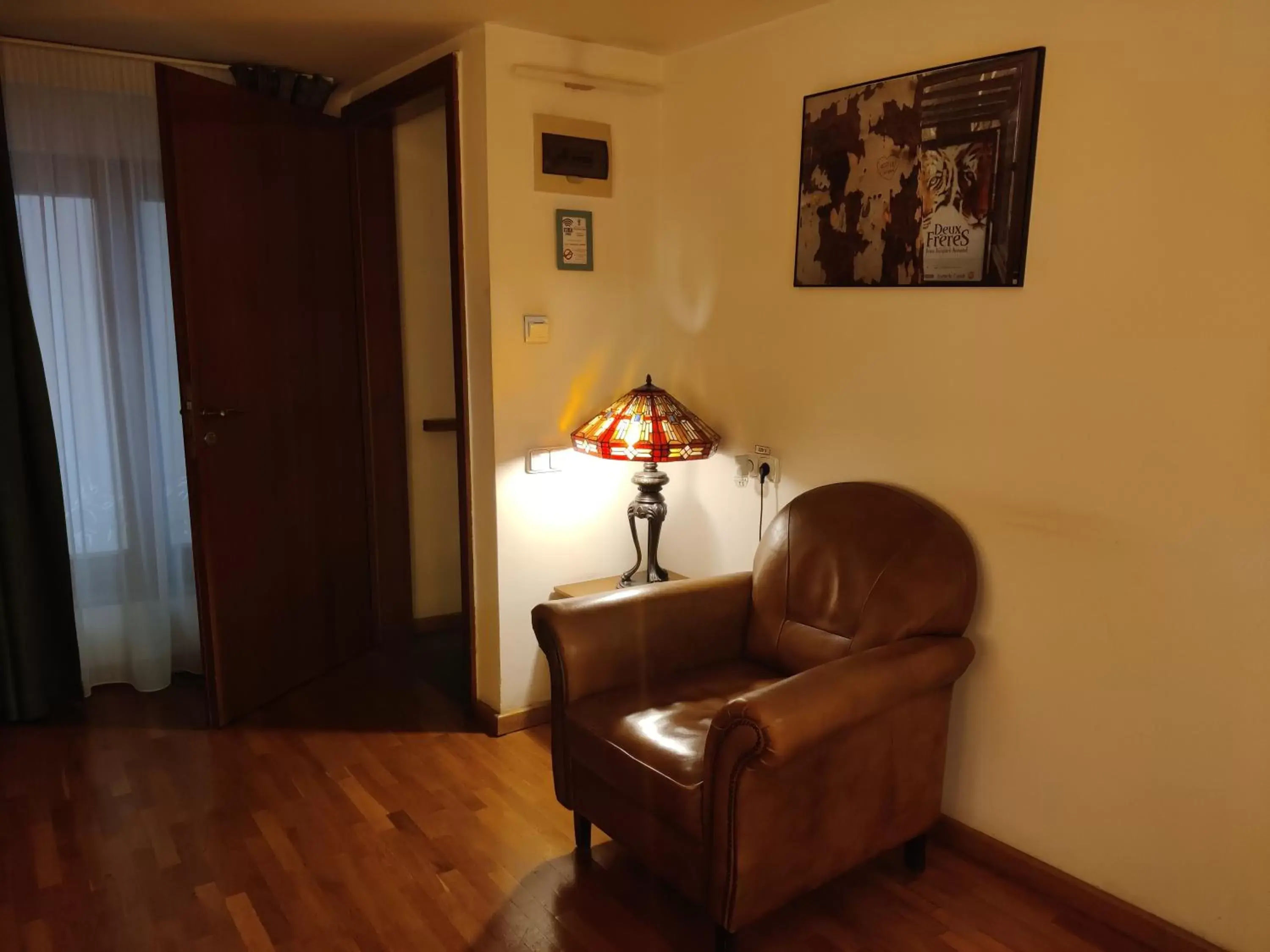 Large Single Room in Rembrandt Old Town Large Single Room in Rembrandt Old Town