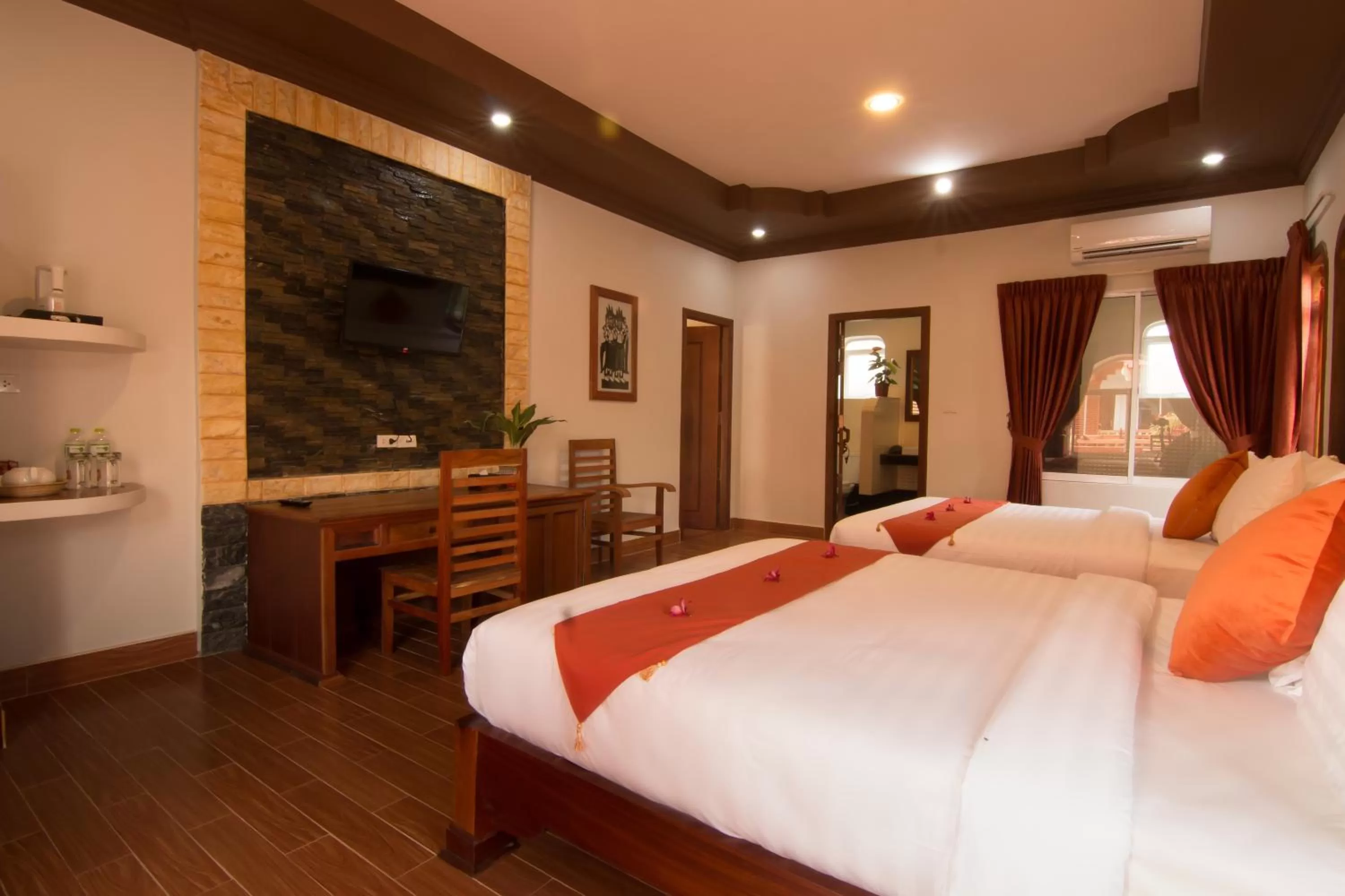 Bedroom, Bed in RaVorn Villa Boutique