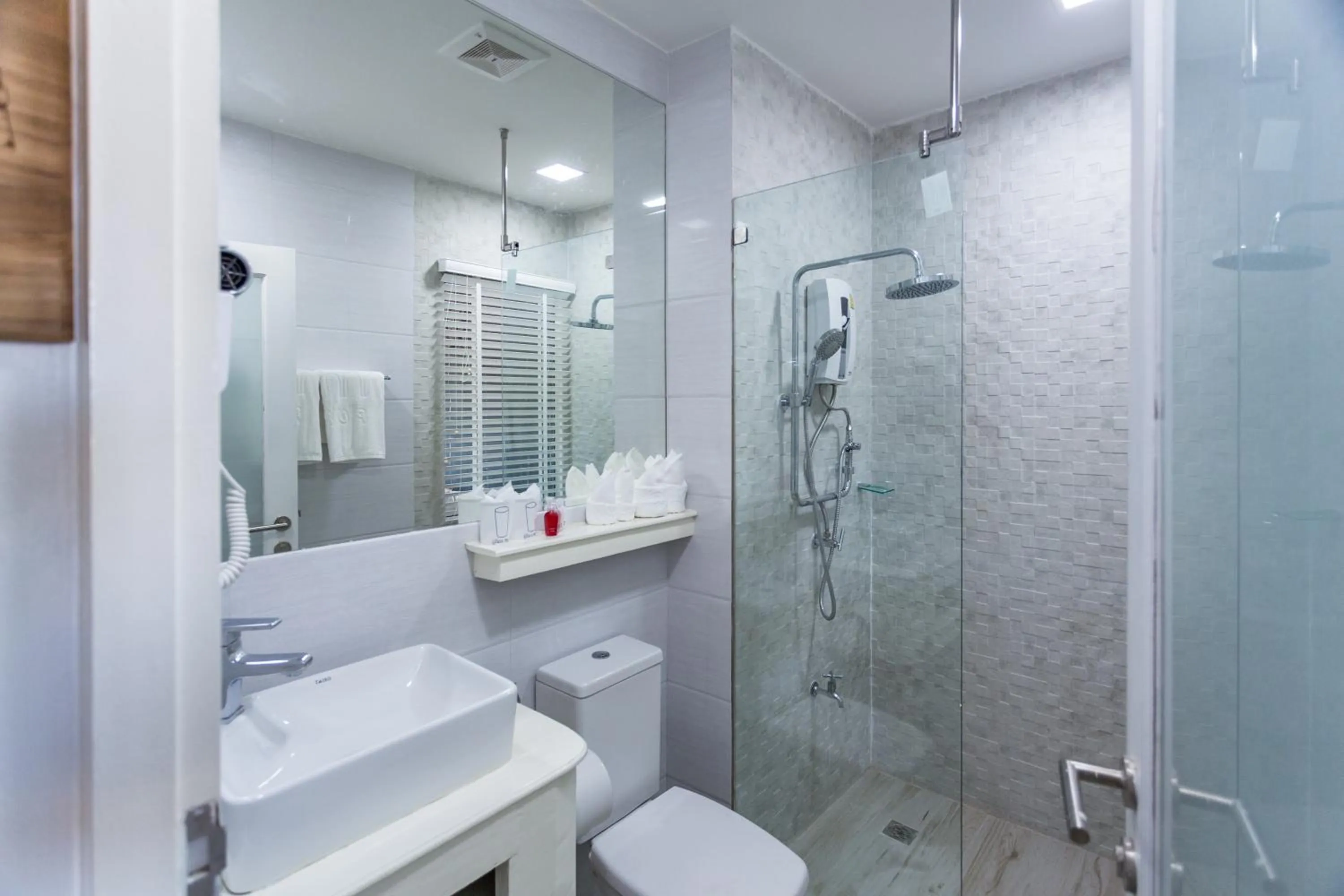 Bathroom in The Guest Arak Boutique Hotel