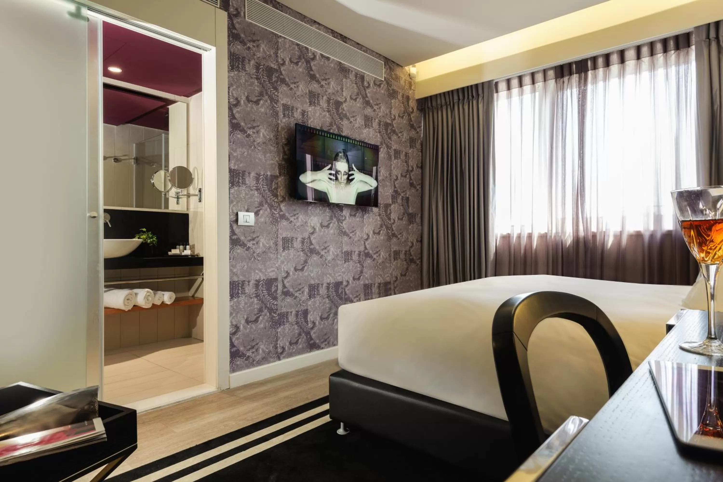 Bedroom in NYX Tel Aviv