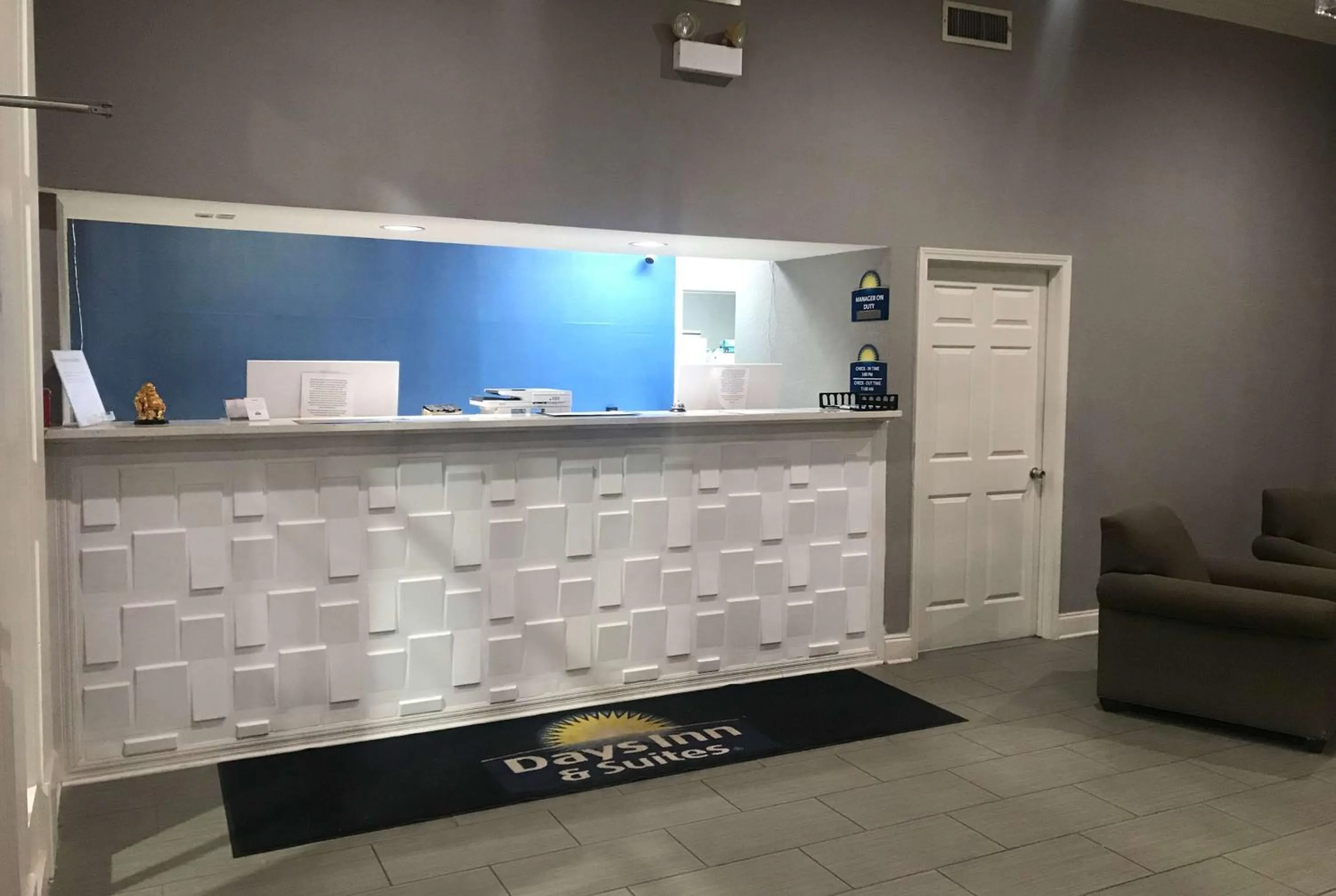 Lobby or reception, Lobby/Reception in Days Inn & Suites by Wyndham Collierville Germantown Area