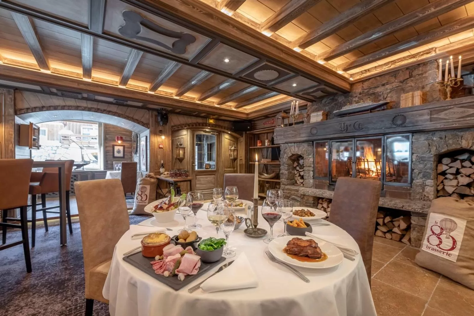 Restaurant/places to eat in Hotel La Chaudanne