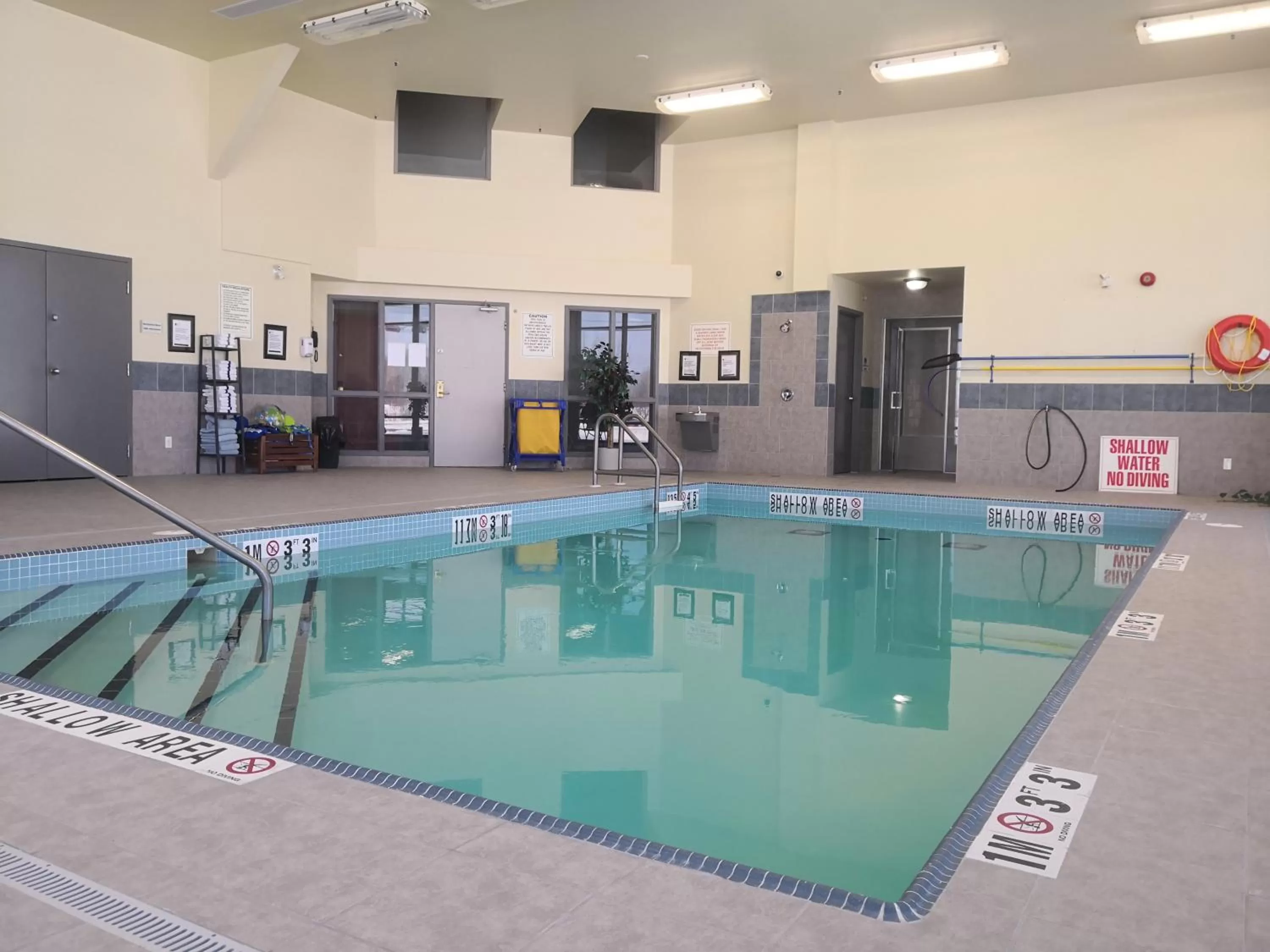 Swimming pool in Quality Inn & Suites