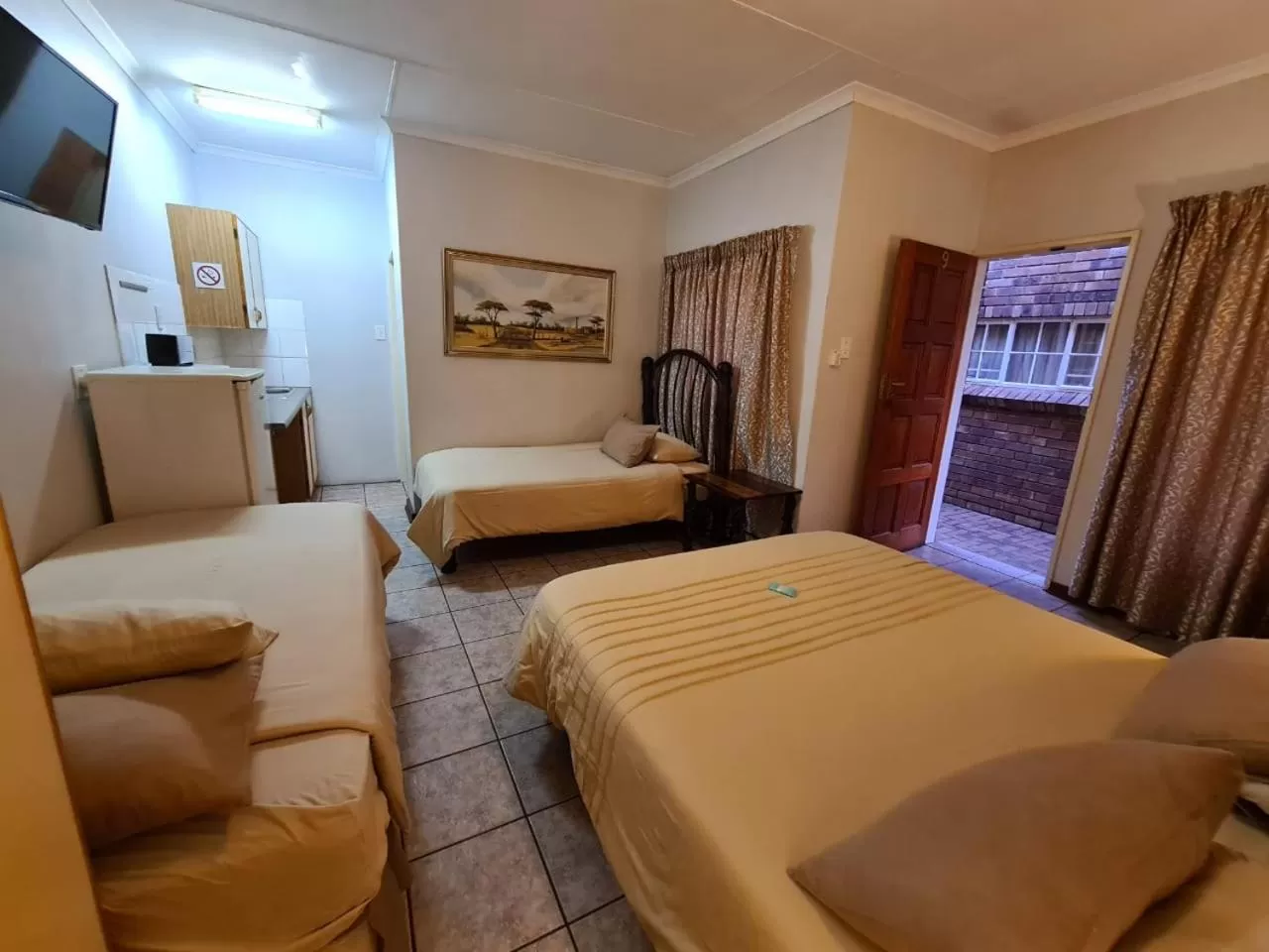 Photo of the whole room, Bed in Motel Villa Africa