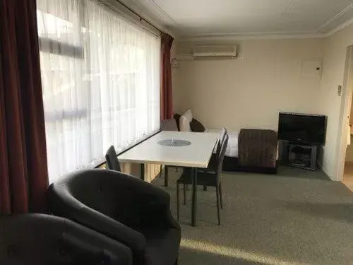 Apartment With Disability Access in Ascot Oamaru Motel Apartment With Disability Access in Ascot Oamaru Motel