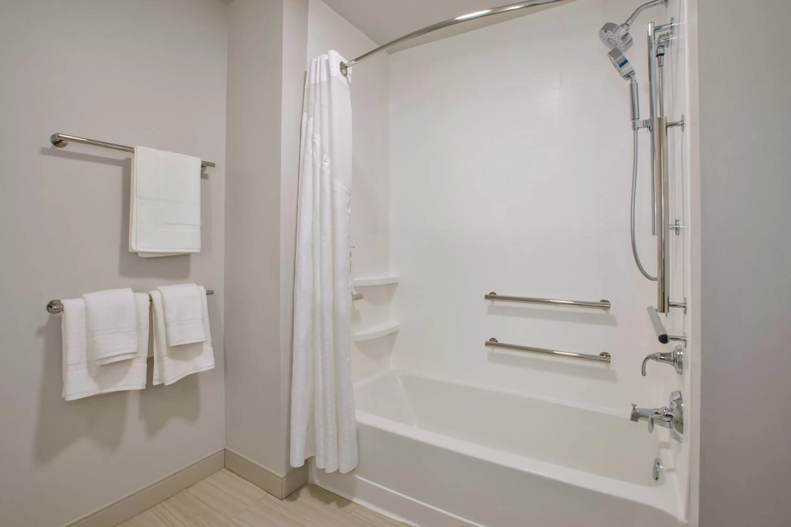 Bathroom in Holiday Inn Express & Suites Wooster by IHG