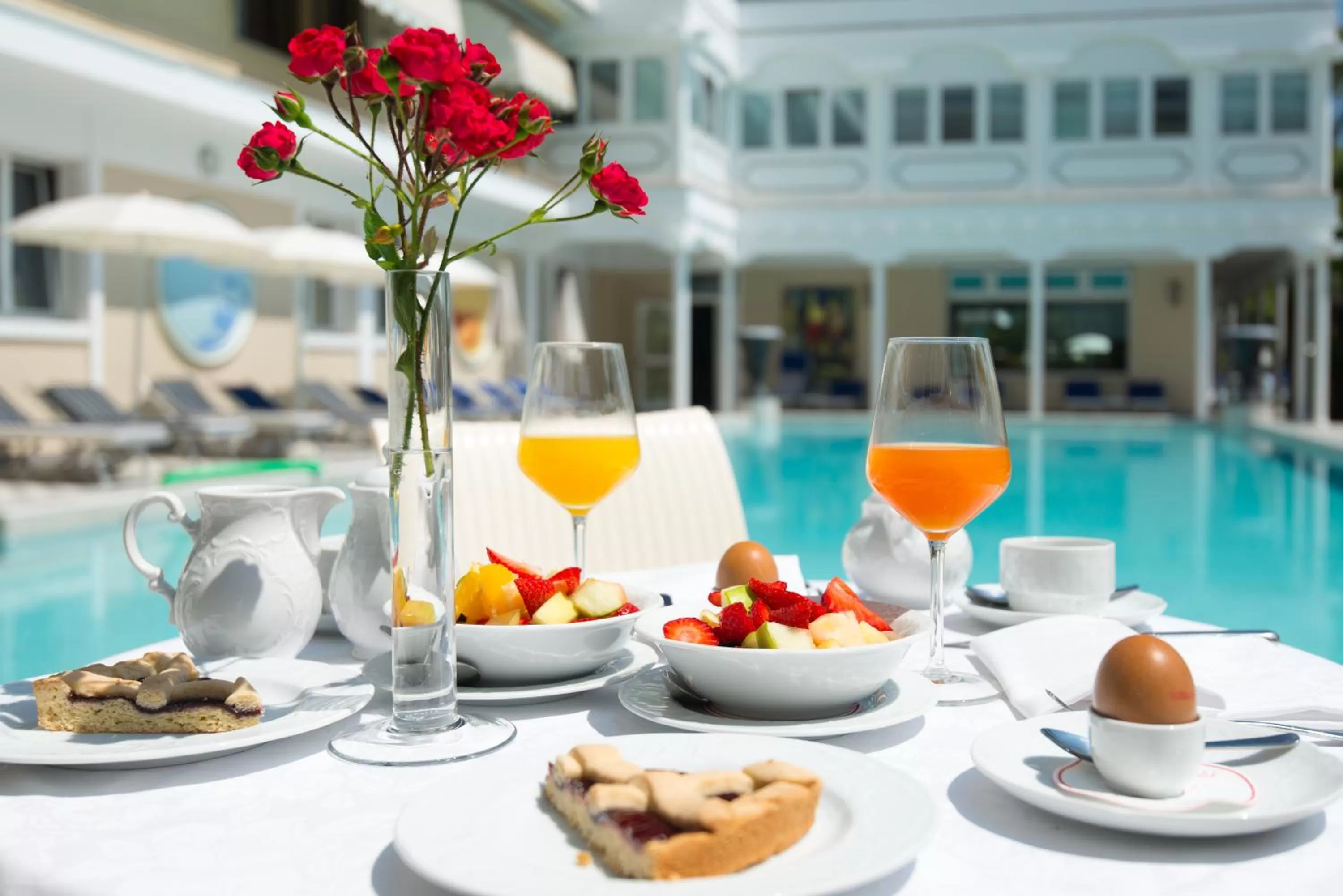 Restaurant/places to eat in Hotel Metropole