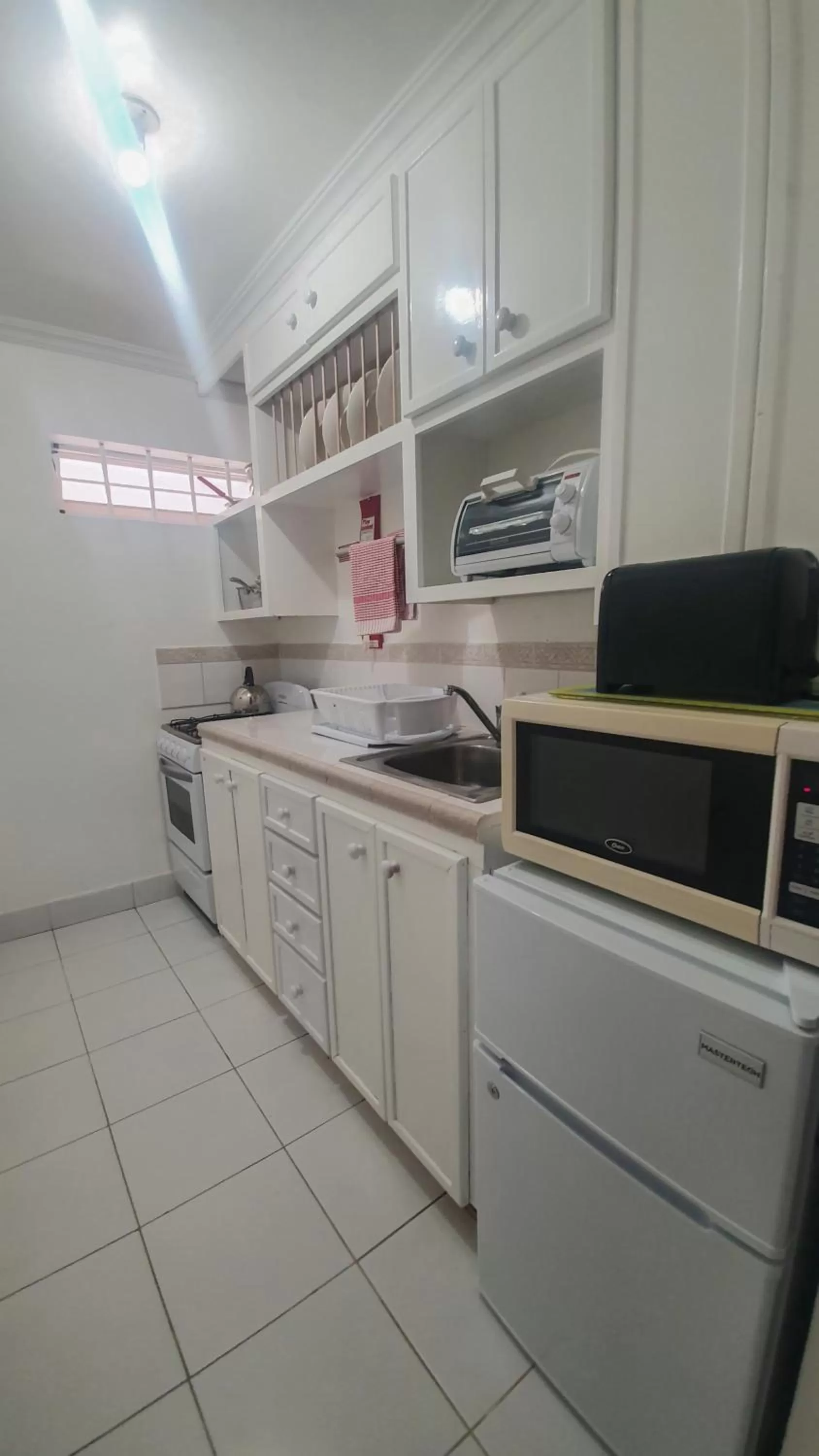 Kitchen or kitchenette in Pirate's Inn