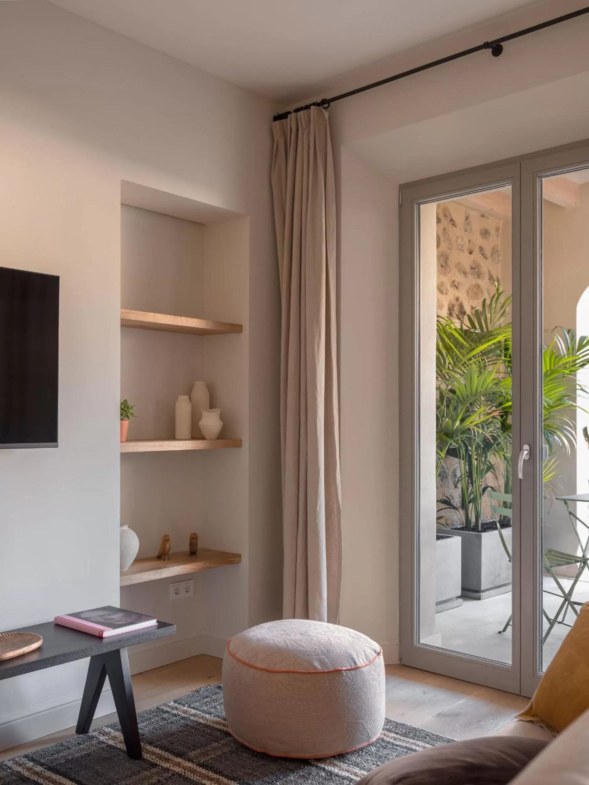 Living room in Can Verí Suites