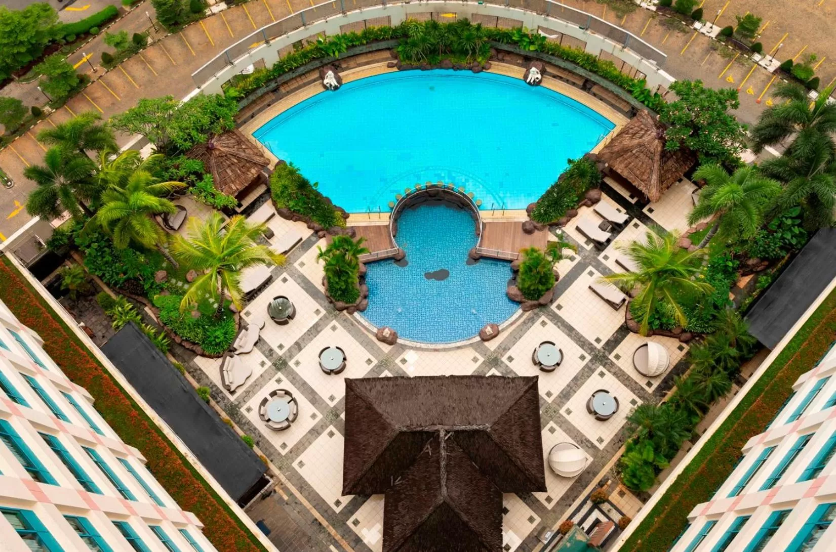 Swimming pool in Hotel Ciputra Jakarta managed by Swiss-Belhotel International