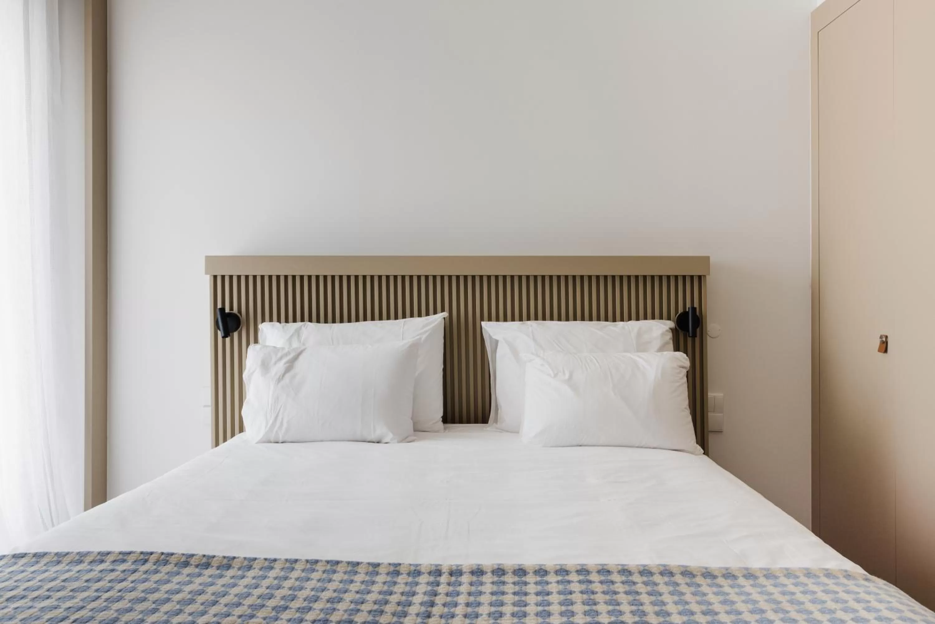 Bed in Memmo Baleeira - Design Hotels