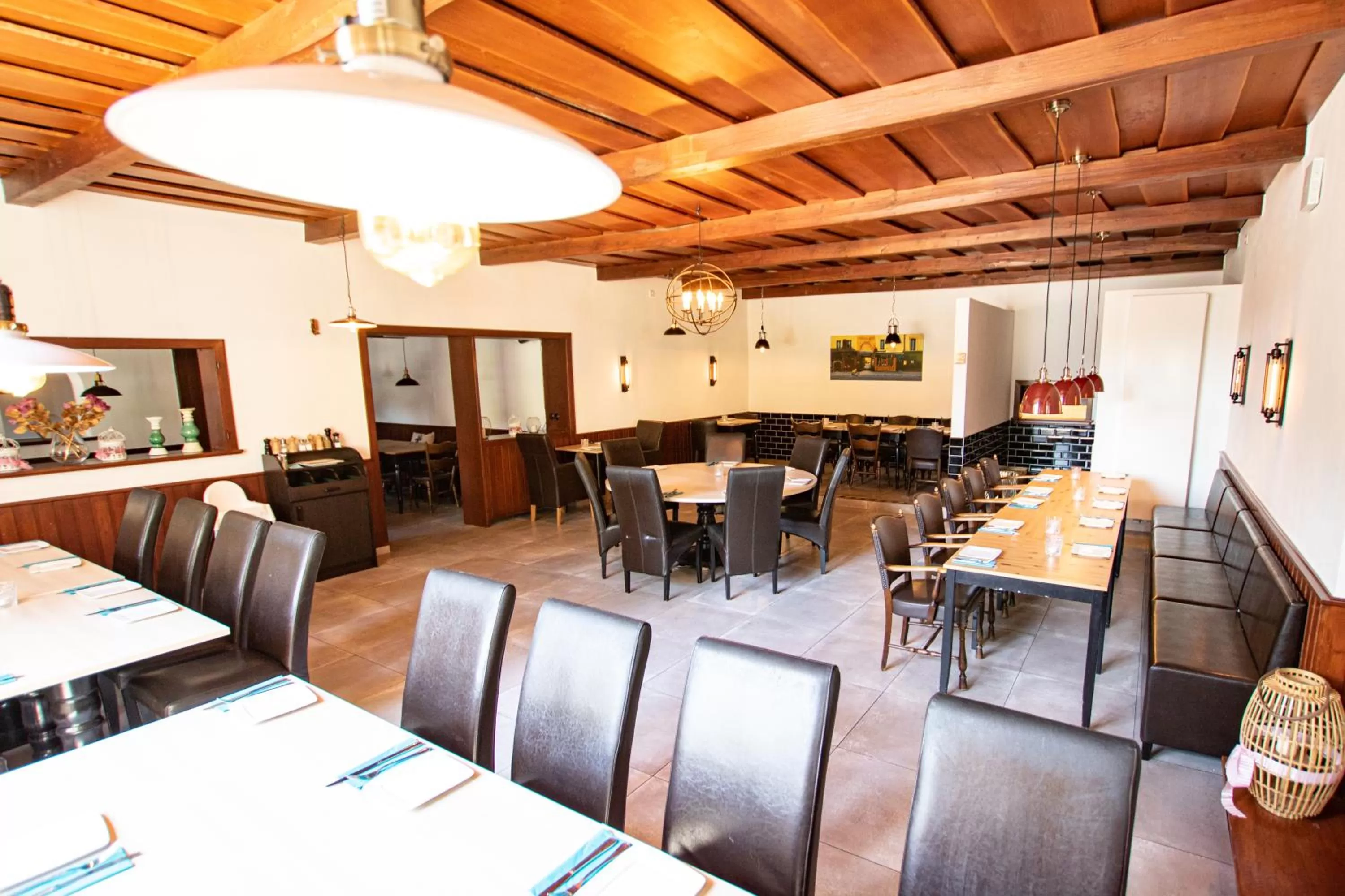 Restaurant/places to eat in El Capitan nähe Movie Park