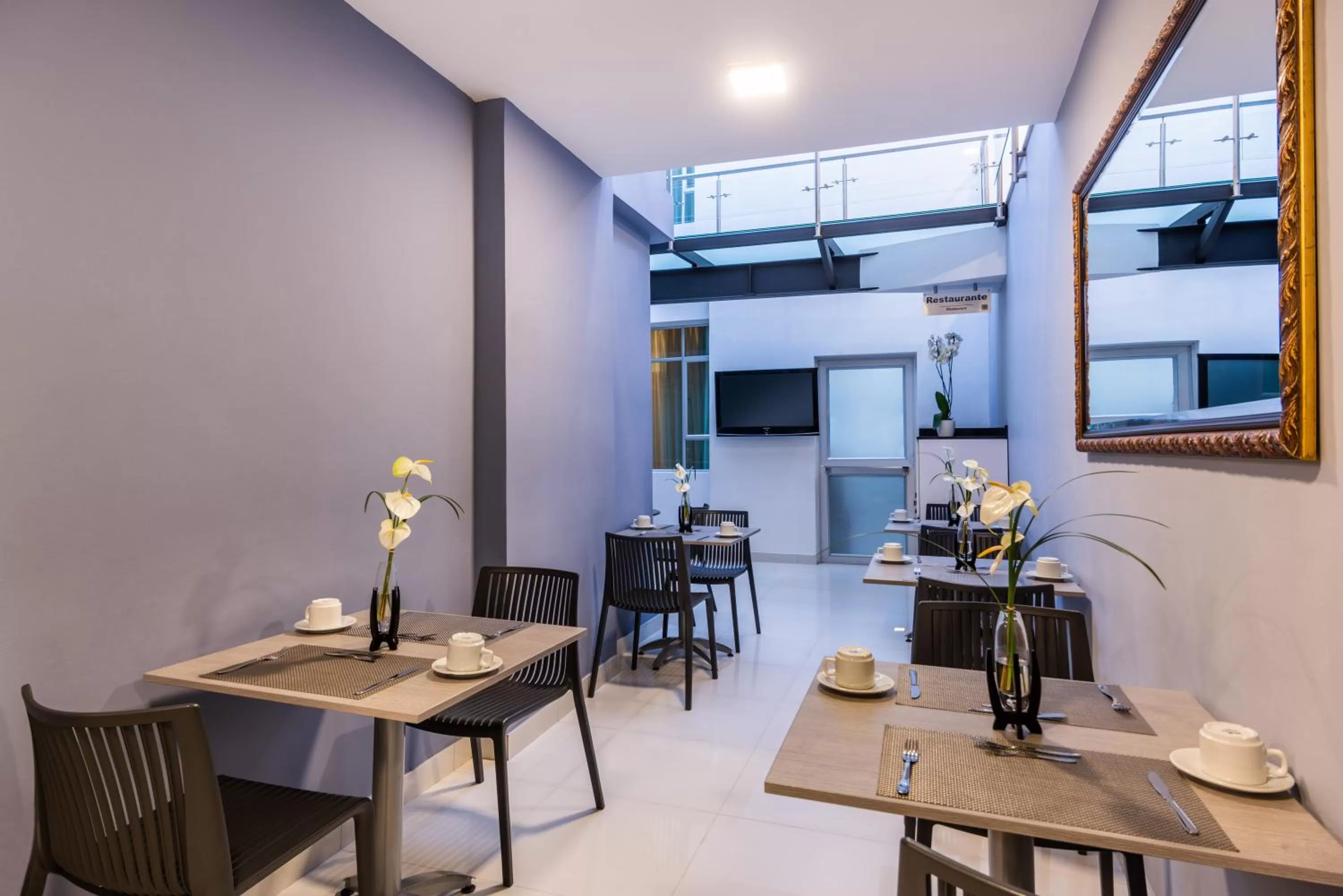 Restaurant/places to eat in Hotel Asturias Medellin