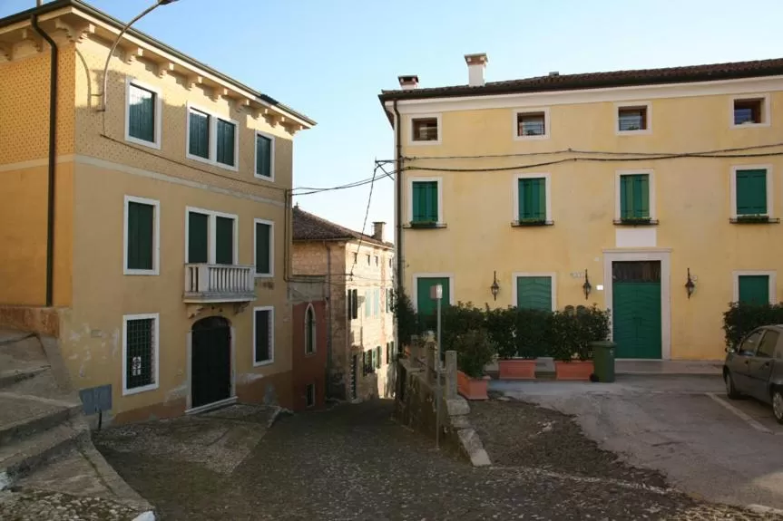 Restaurant/places to eat in La Quiete Bed & Breakfast