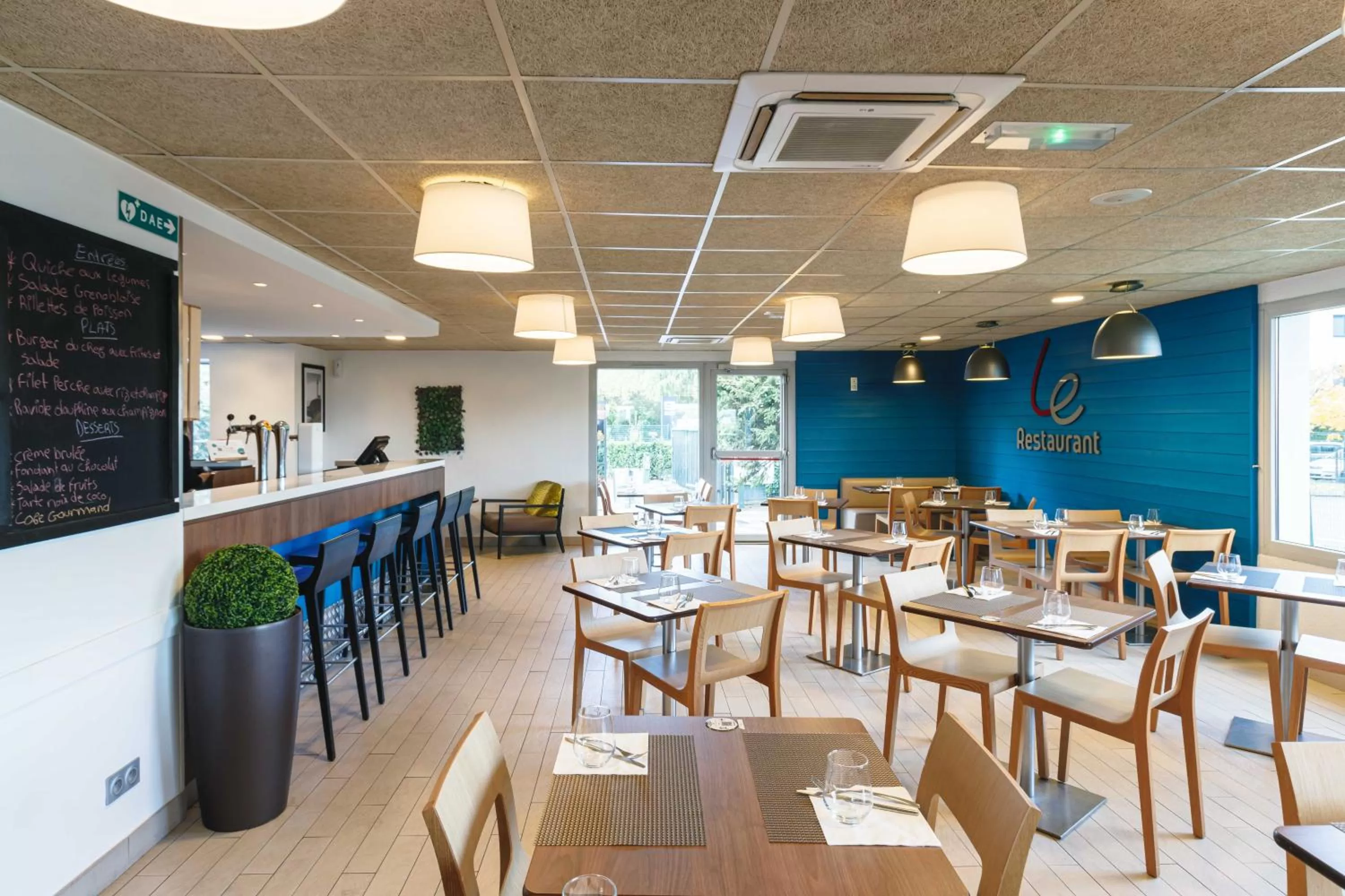 Restaurant/places to eat in Campanile NATURE - Lyon Est Bron Eurexpo