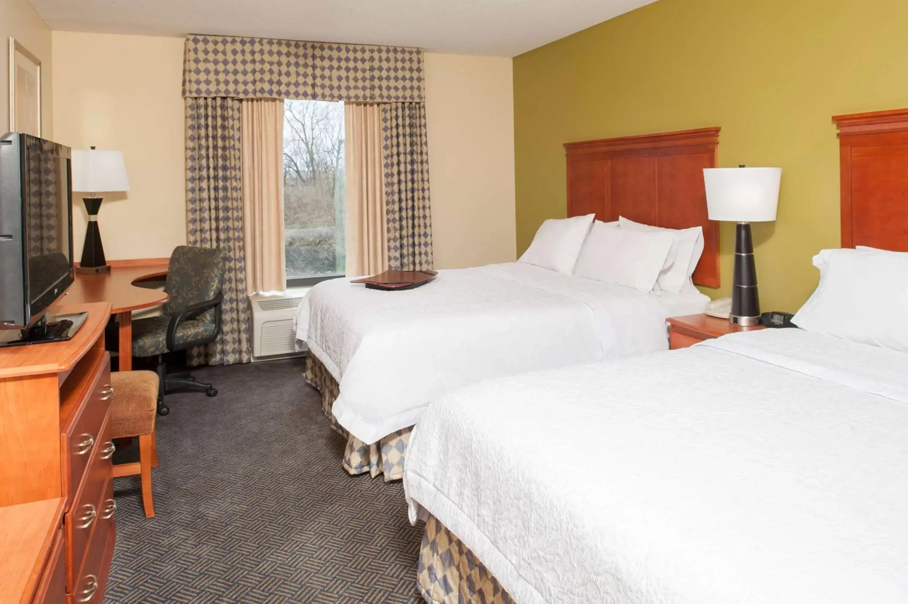 Double room with Two Double Beds - Disability Access Hearing Accessible in Hampton Inn Jacksonville Double room with Two Double Beds - Disability Access Hearing Accessible in Hampton Inn Jacksonville