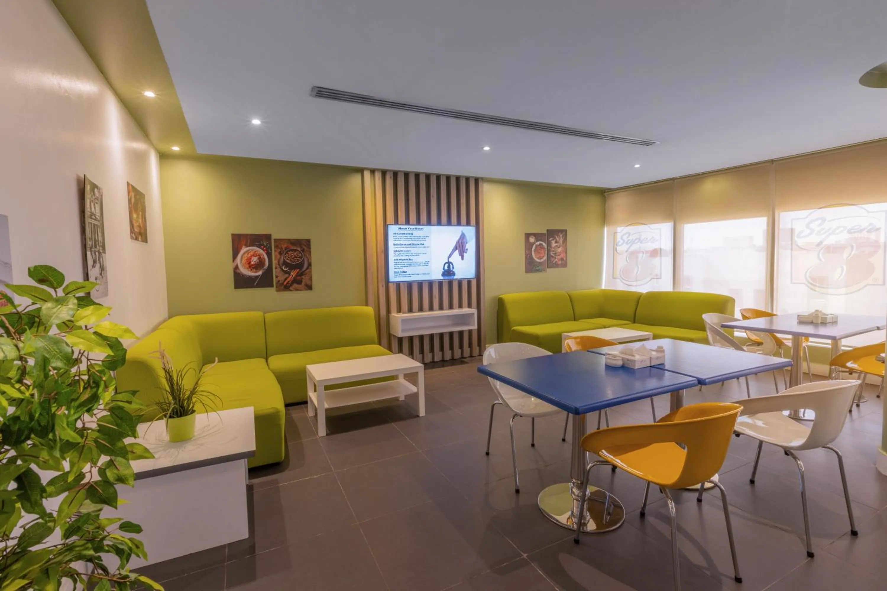 Communal lounge/ TV room in Super 8 Hotel Al Riyadh by Wyndham